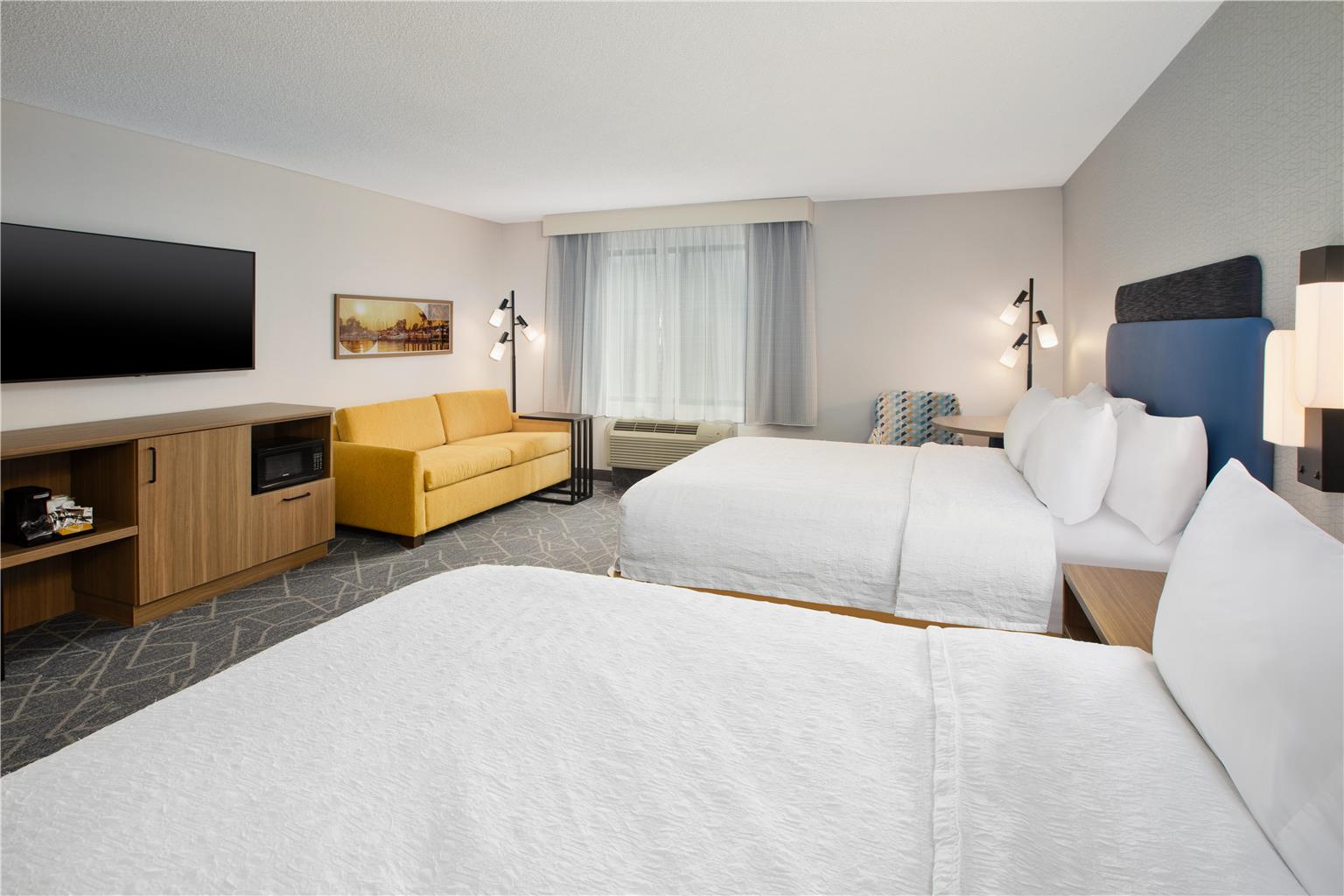 Hampton Inn Detroit/Belleville-Airport Area Image