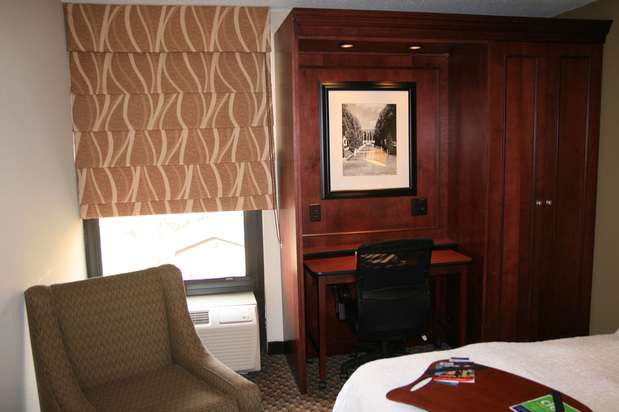 Images Hampton Inn Detroit/Madison Heights/South Troy