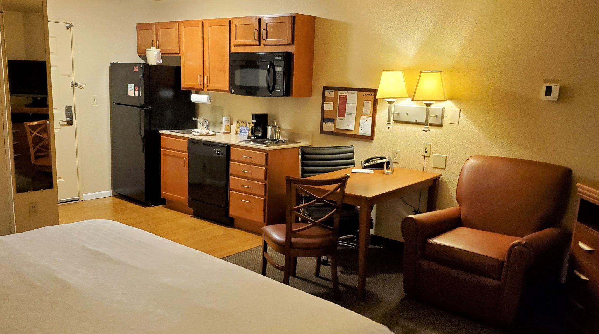 Candlewood Suites Fayetteville-Univ of Arkansas Photo