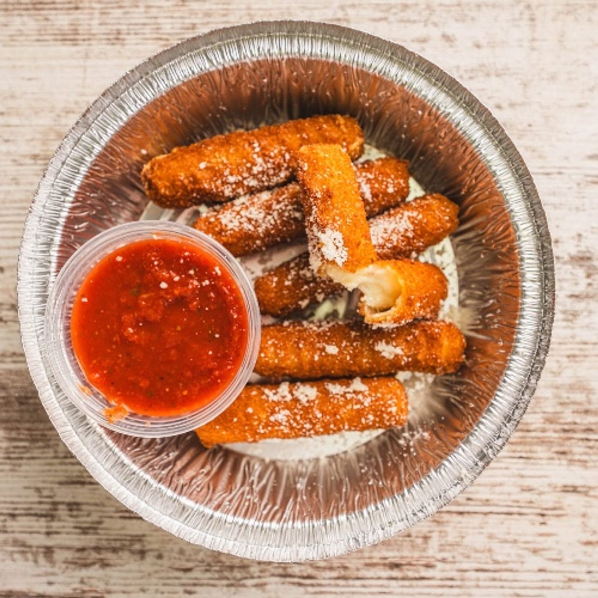 Mozzarella Sticks (6 Pcs)