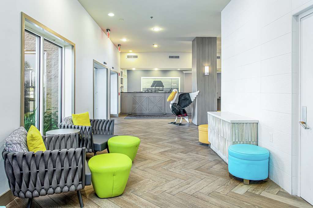 Hampton Inn Pensacola Beach Image