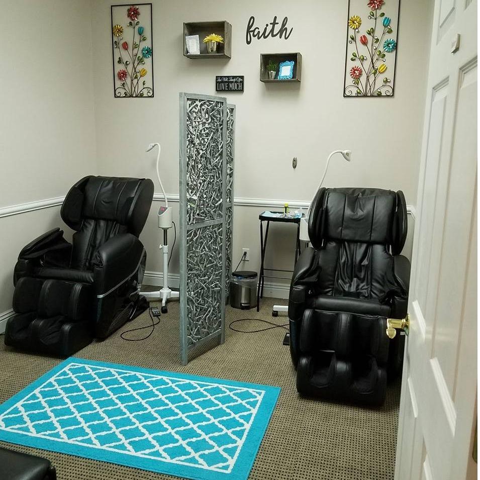 Brighter White Smiles Logo