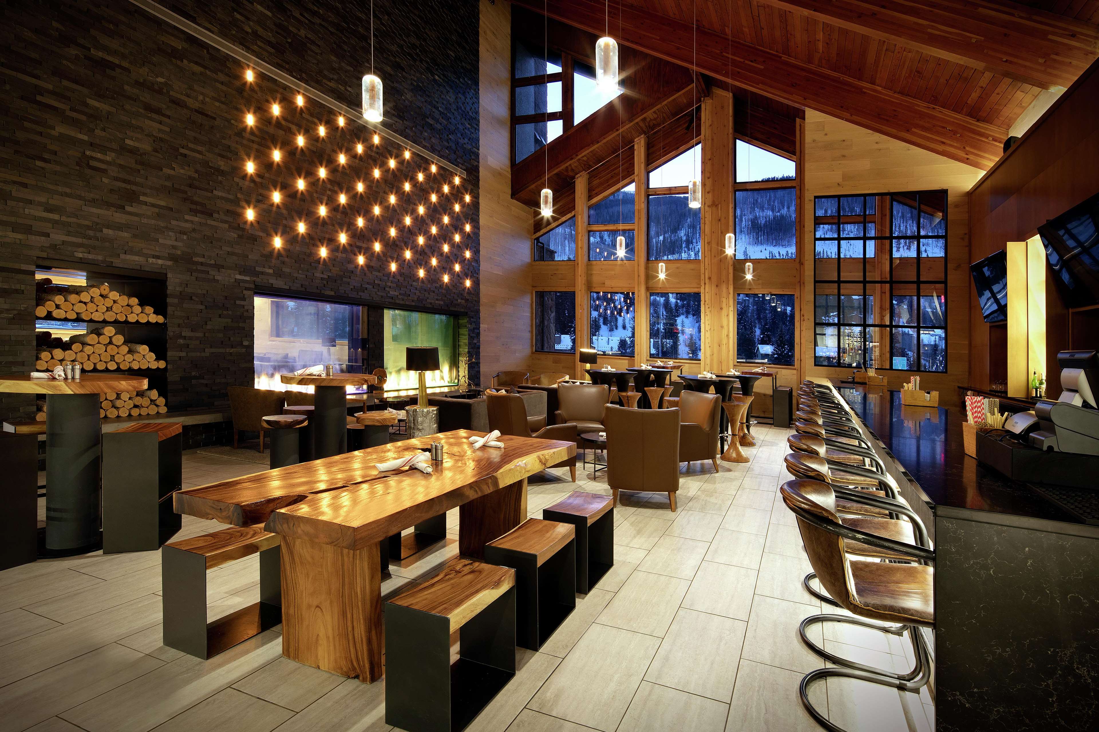 Highline Vail - a DoubleTree by Hilton Photo