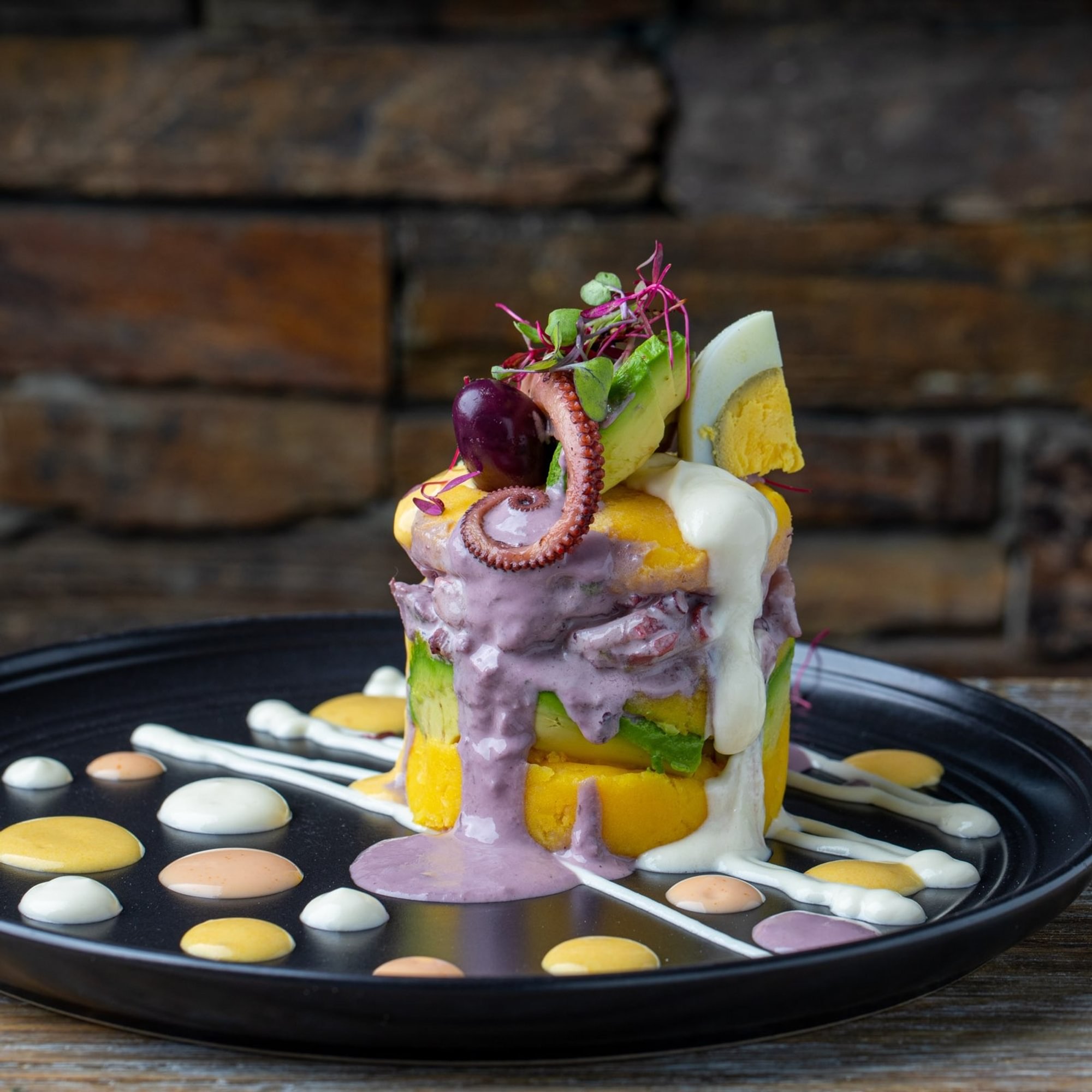 Causa de Pulpo al Olivo