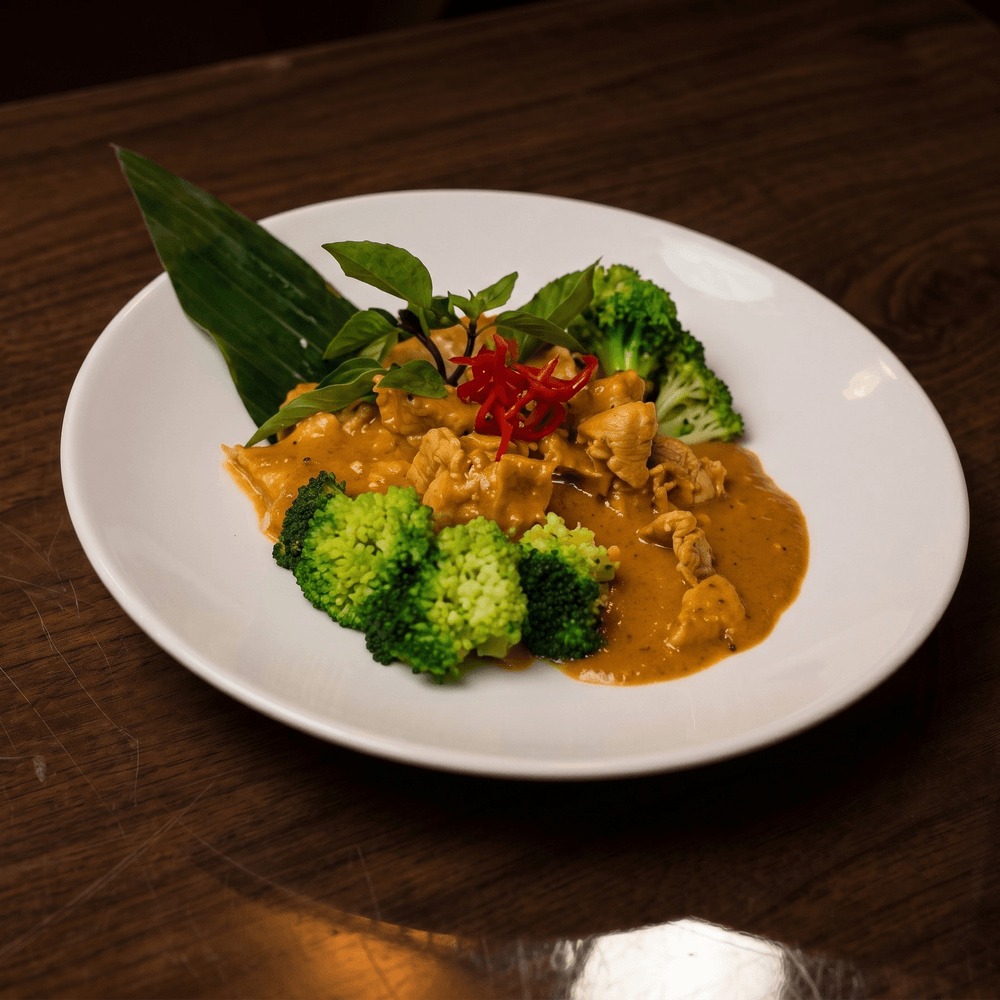 E-16 TH Panang Curry
