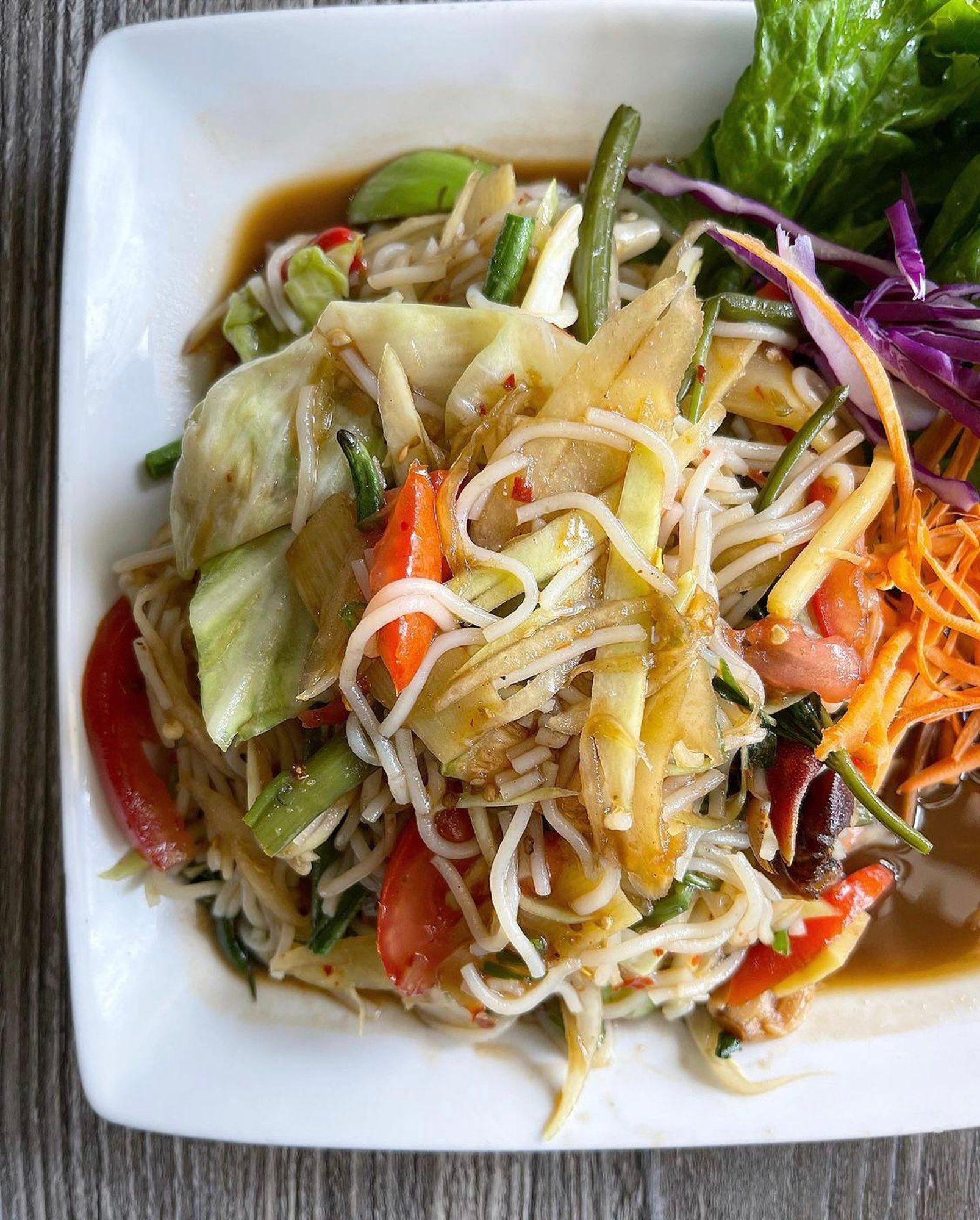 Mixed salad (thum Mua)