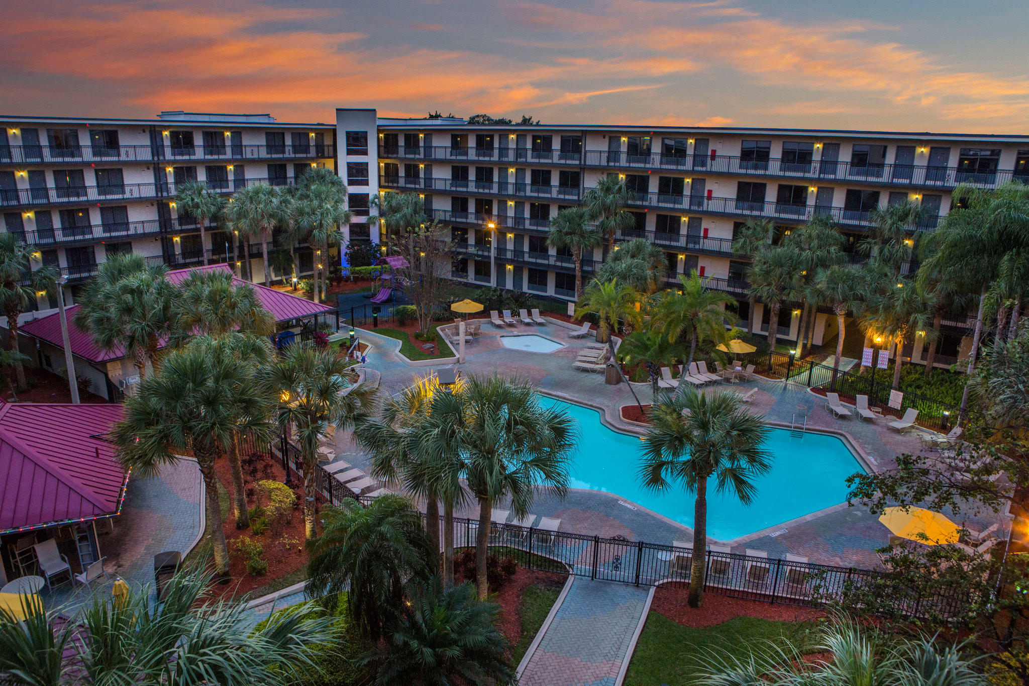 Staybridge Suites Orlando Royale Parc Suites Photo