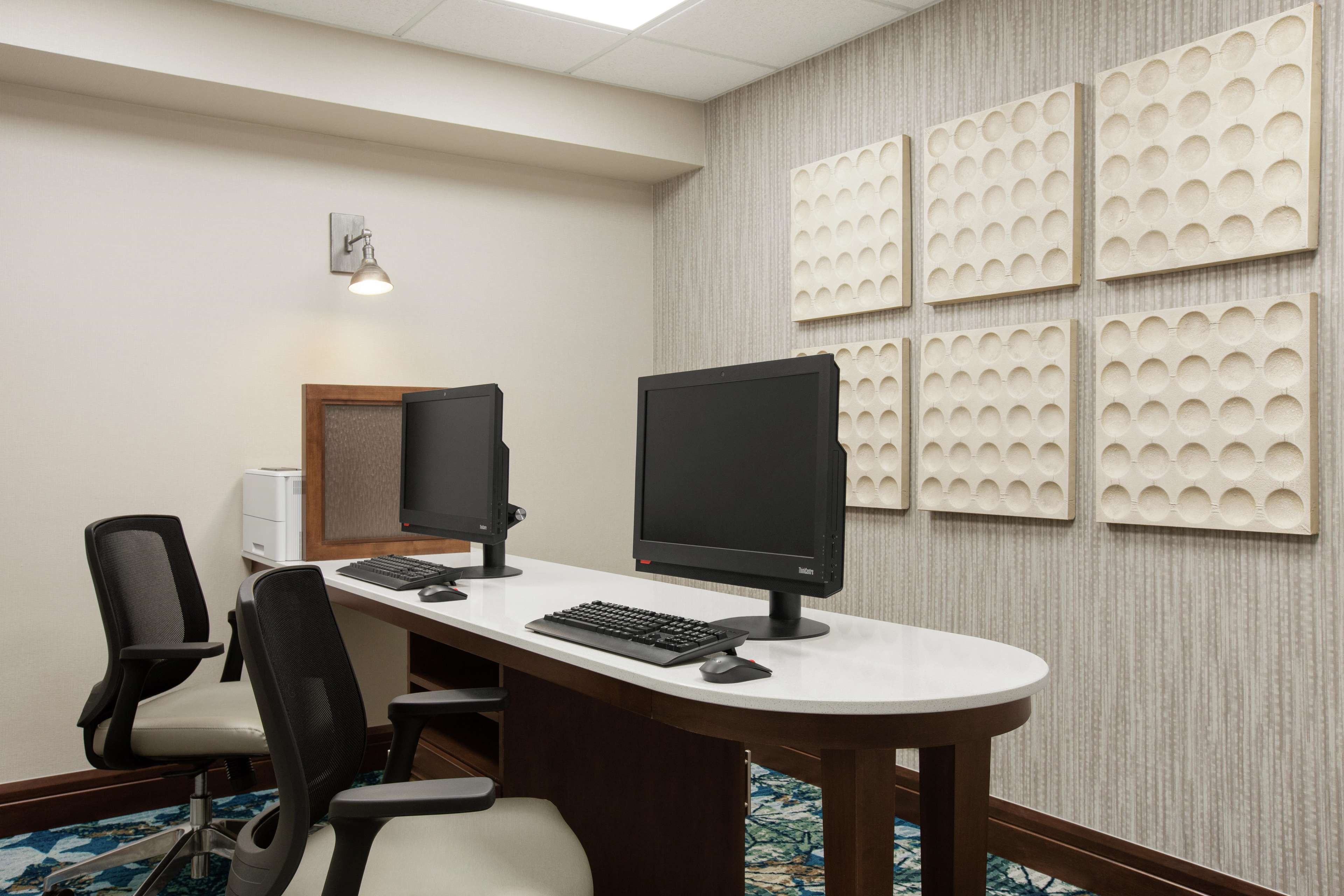 Homewood Suites by Hilton Kansas City-Airport Photo