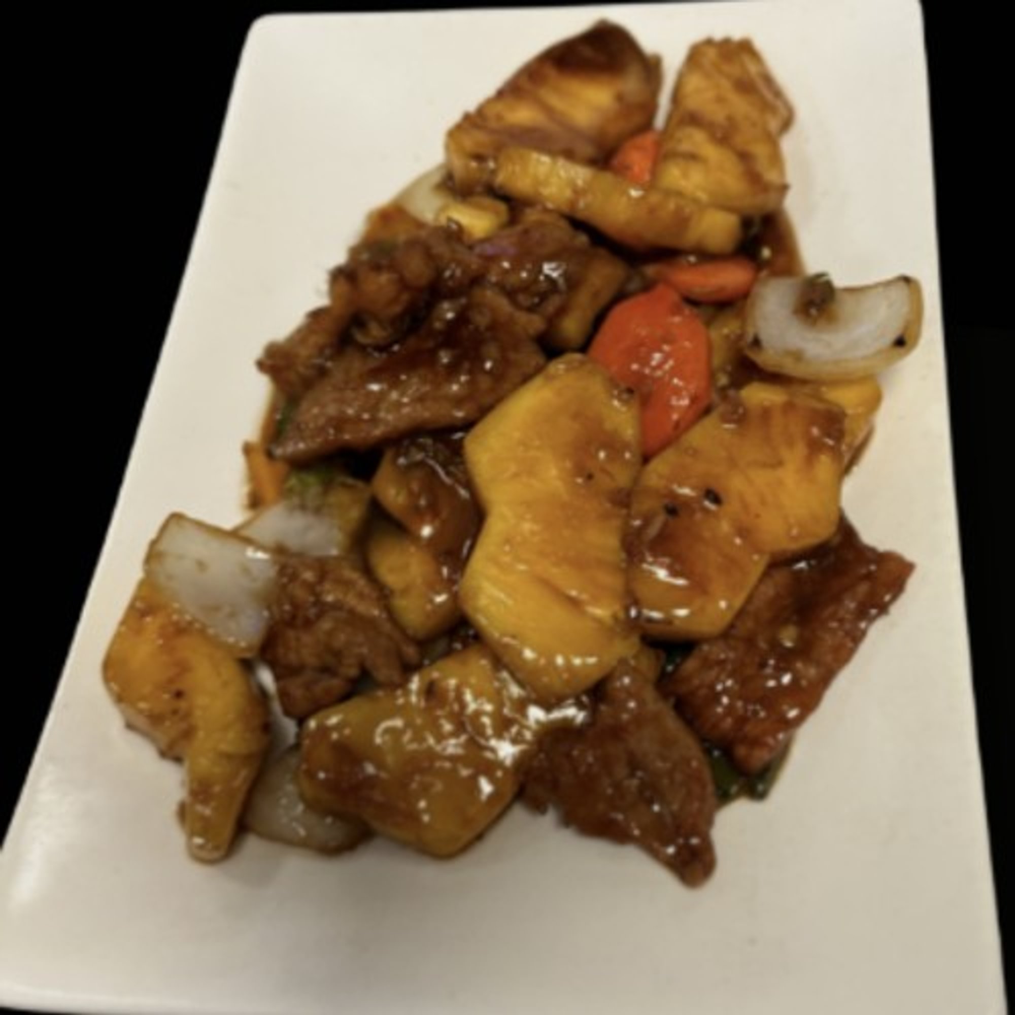 Fresh Pineapple Beef