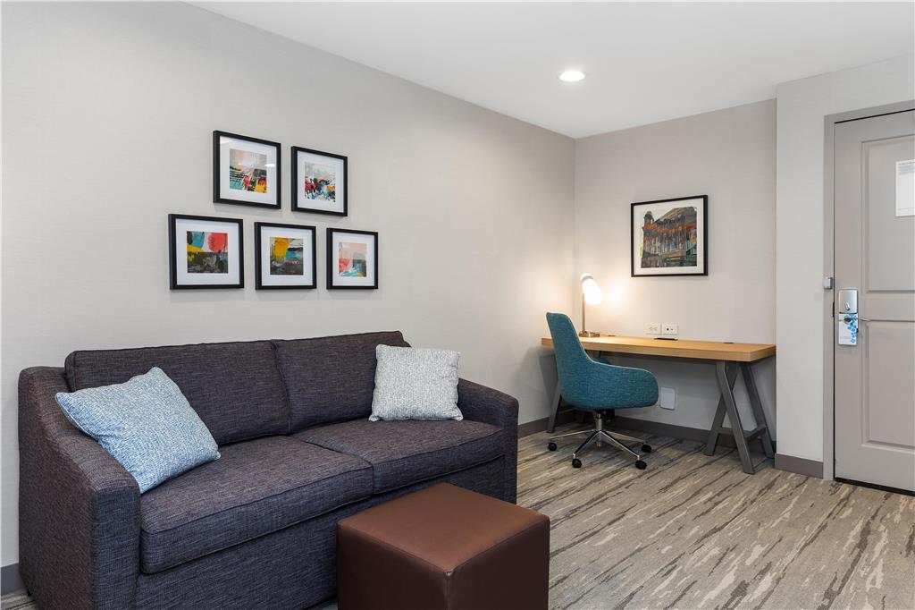 Hilton Garden Inn Auburn Image