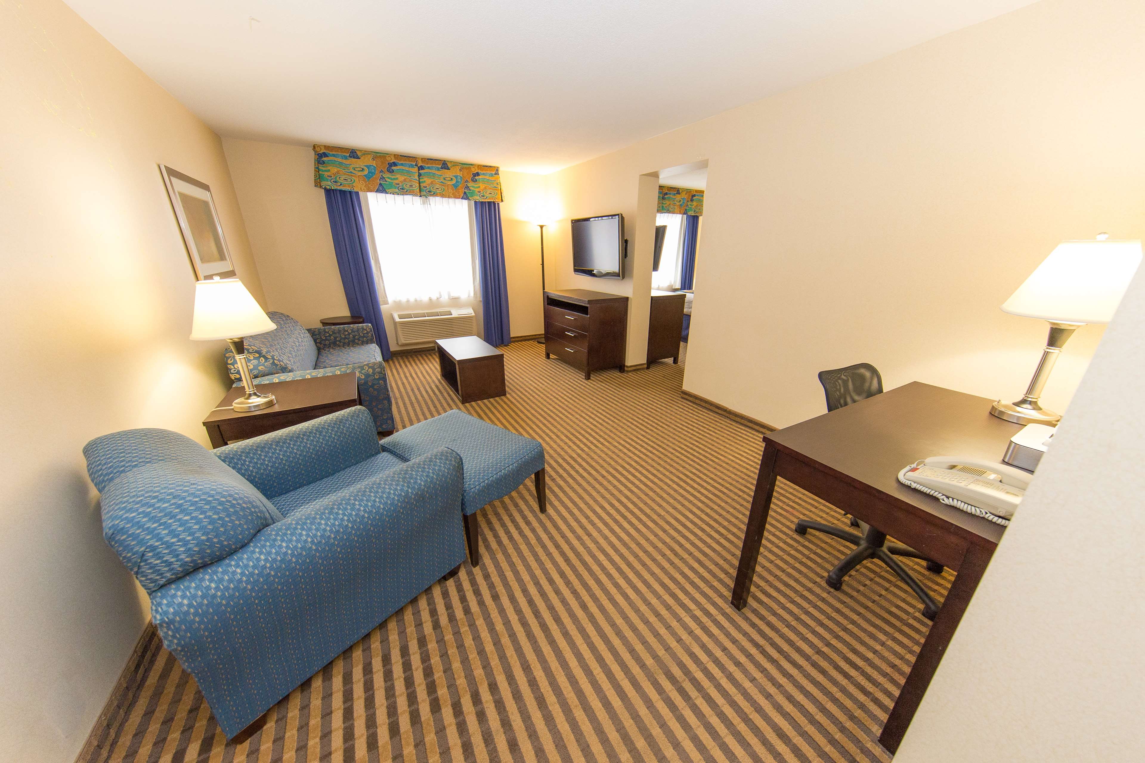 Best Western Plus Portage Hotel & Suites Photo