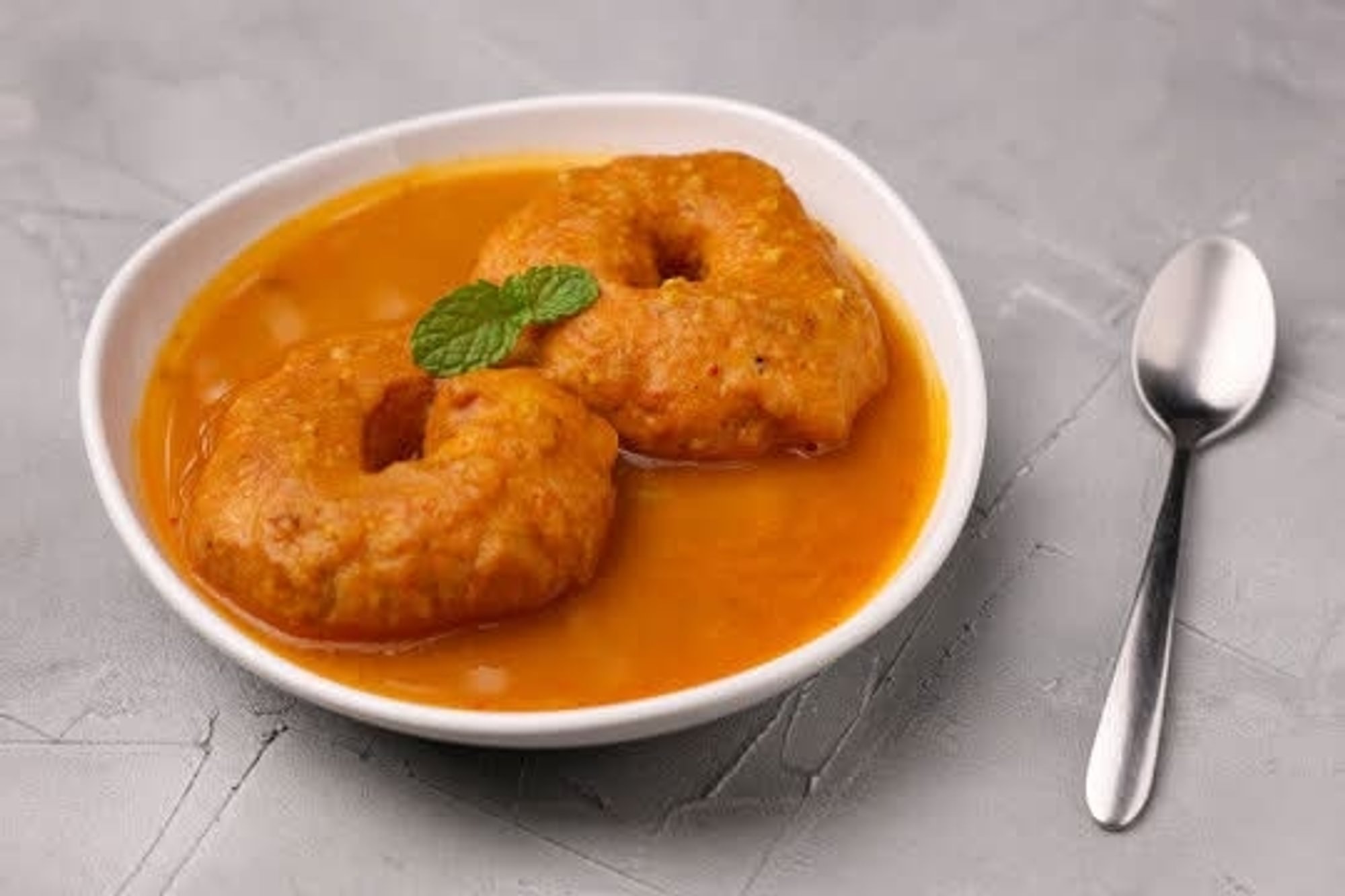 Sambar Vada