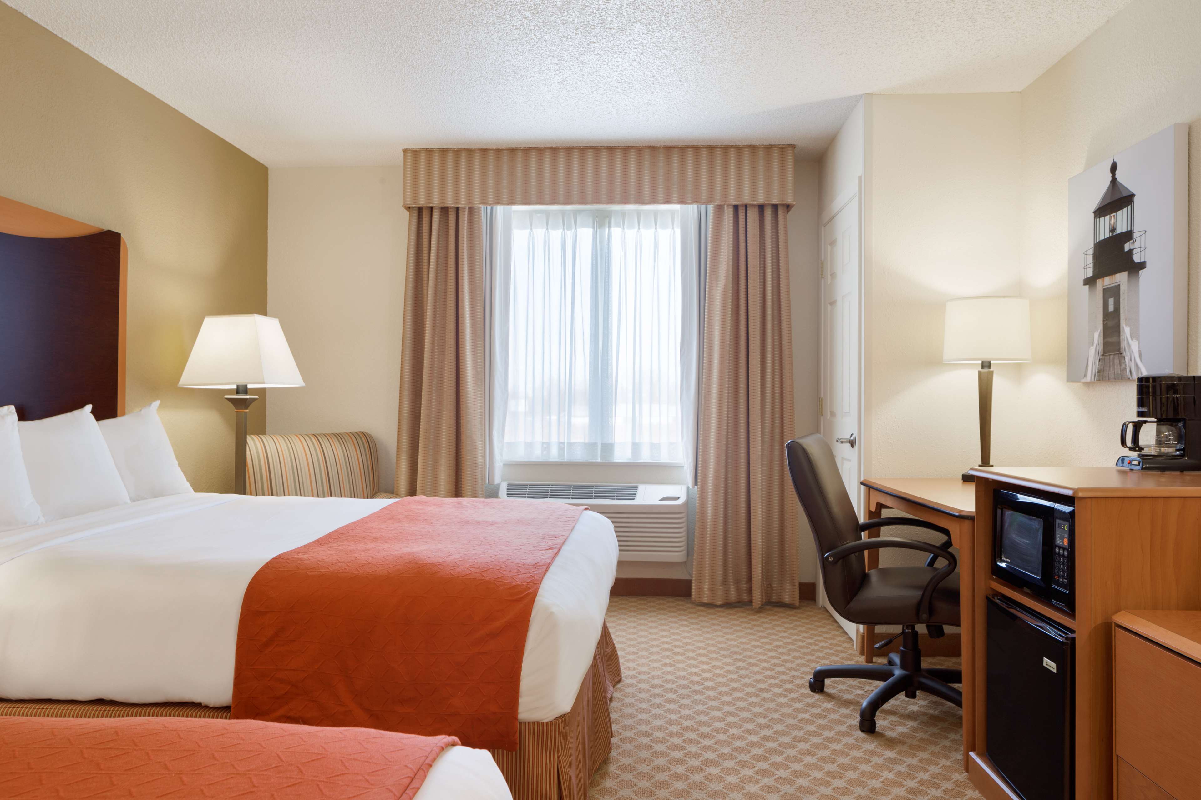 Country Inn & Suites by Radisson, Port Clinton, OH Photo