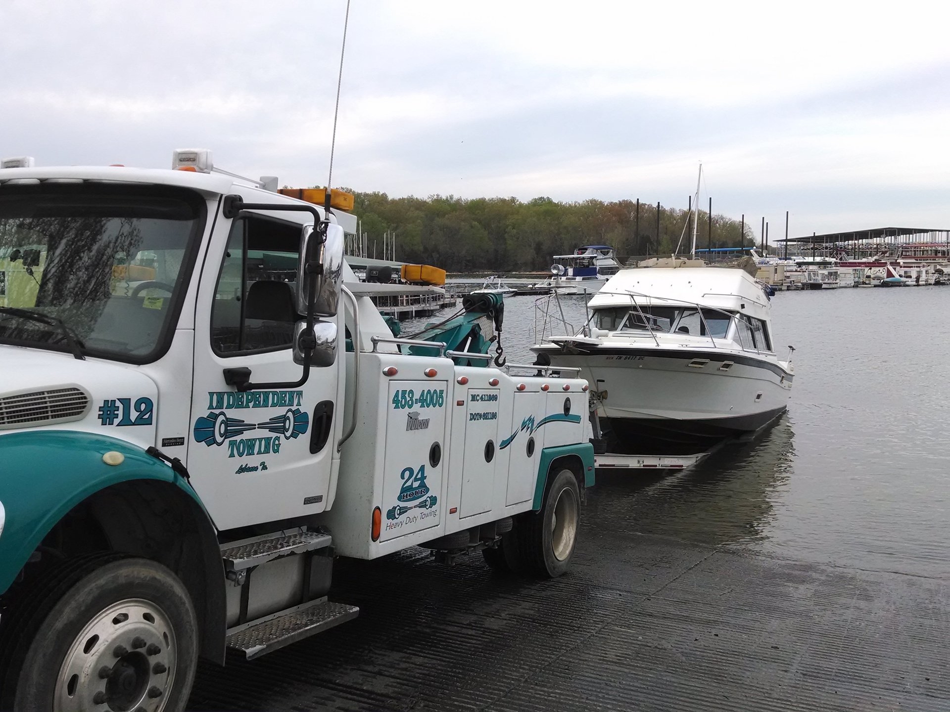 Independent Towing and Recovery LLC Photo