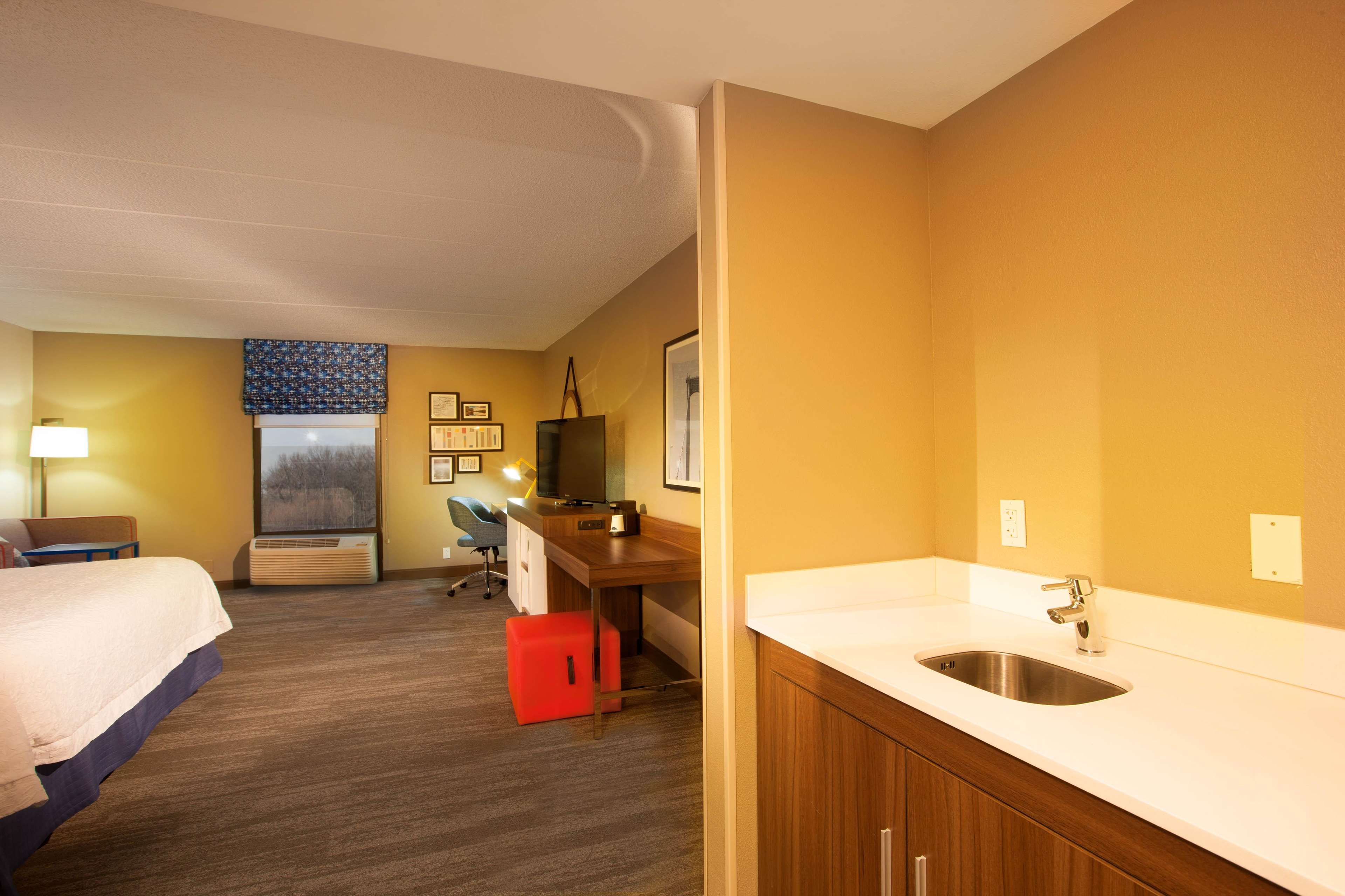 Hampton Inn Pennsville Photo