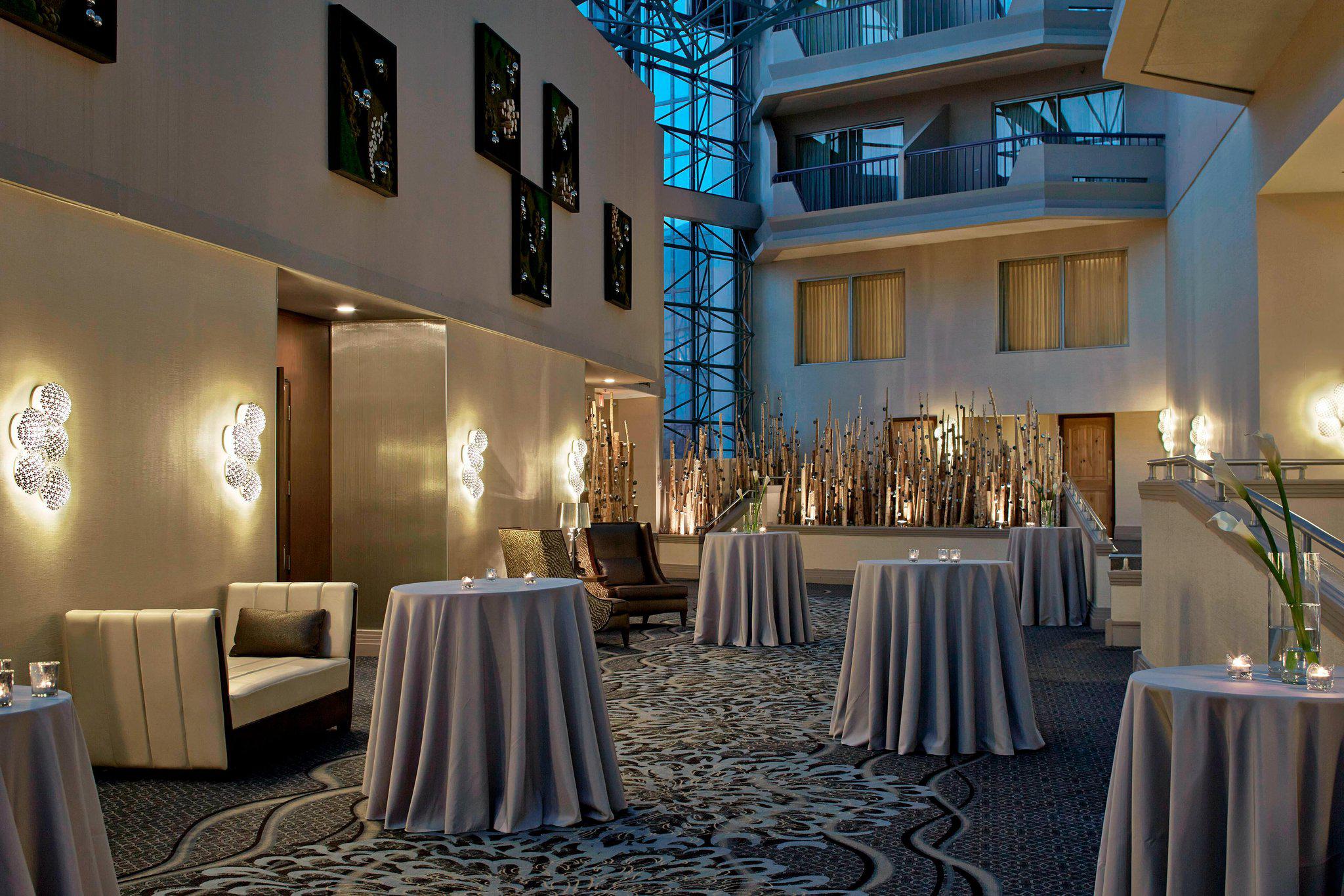 Renaissance Philadelphia Airport Hotel Photo