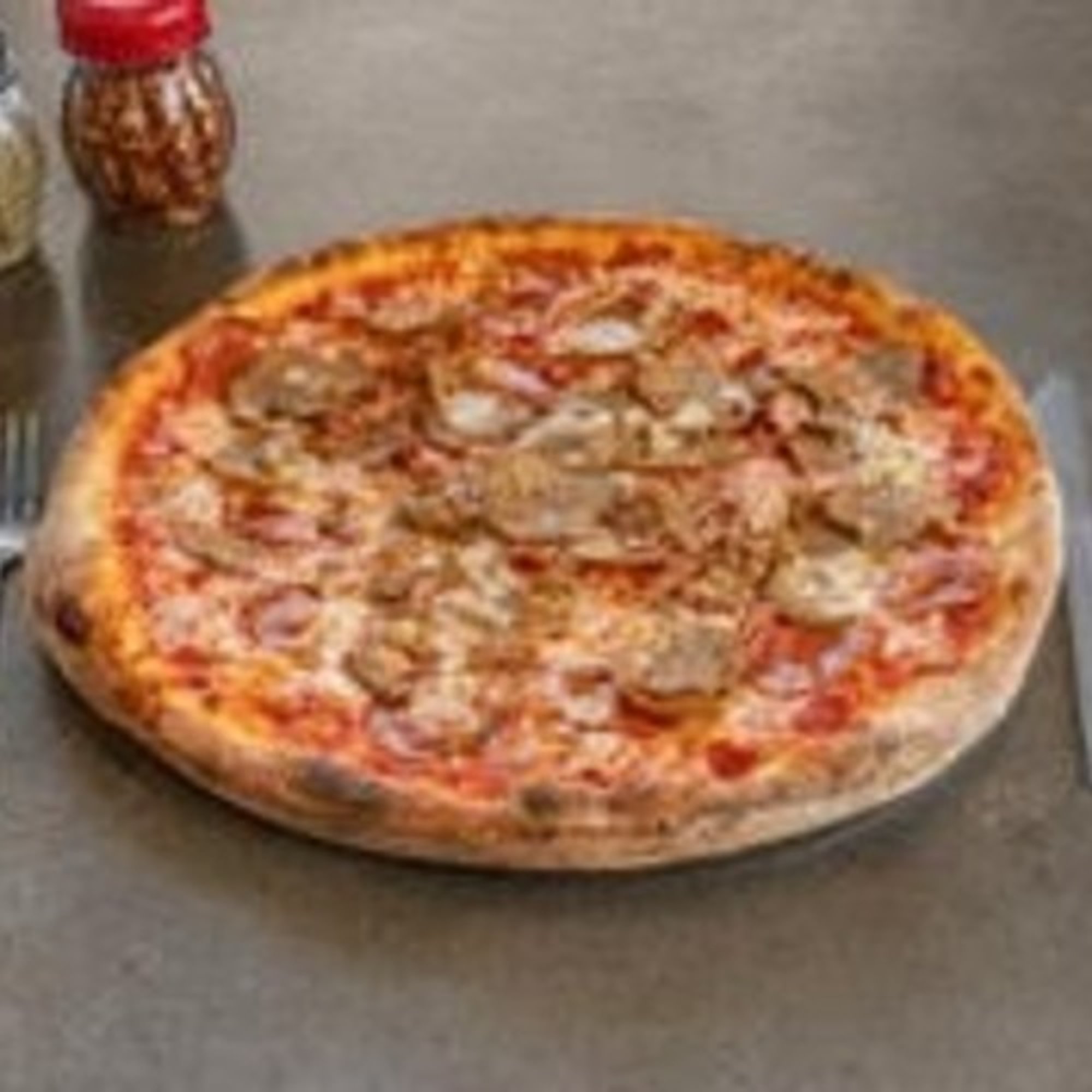 12" Meatlover