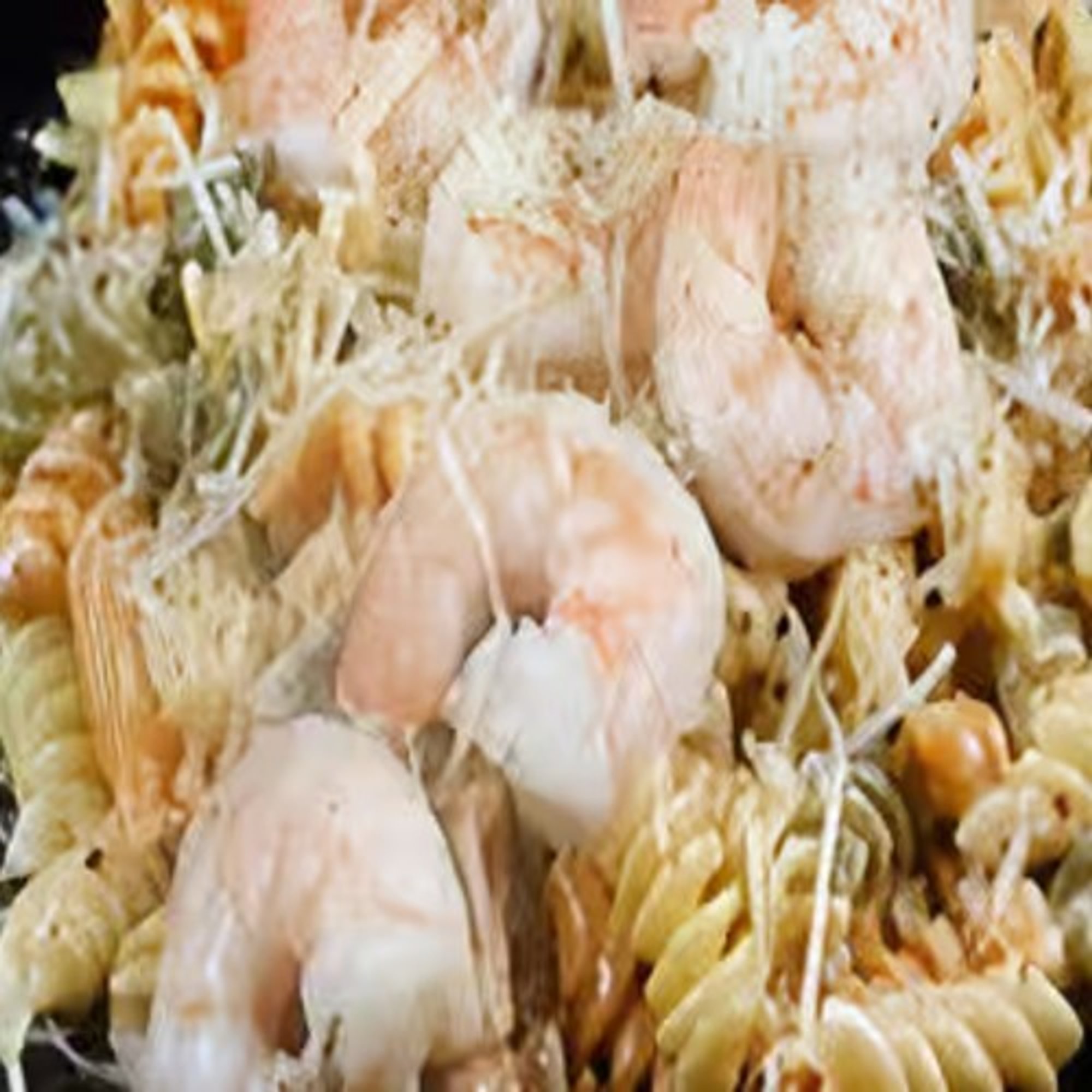 Alfredo Shrimp Pasta