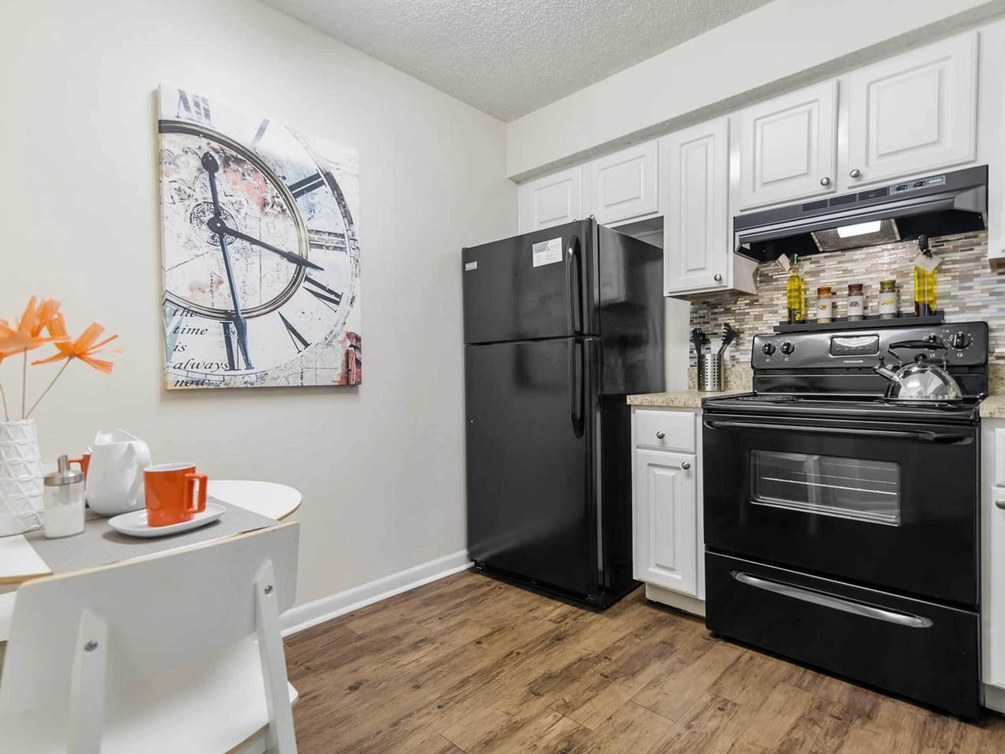 Advenir at Walden Lake Image