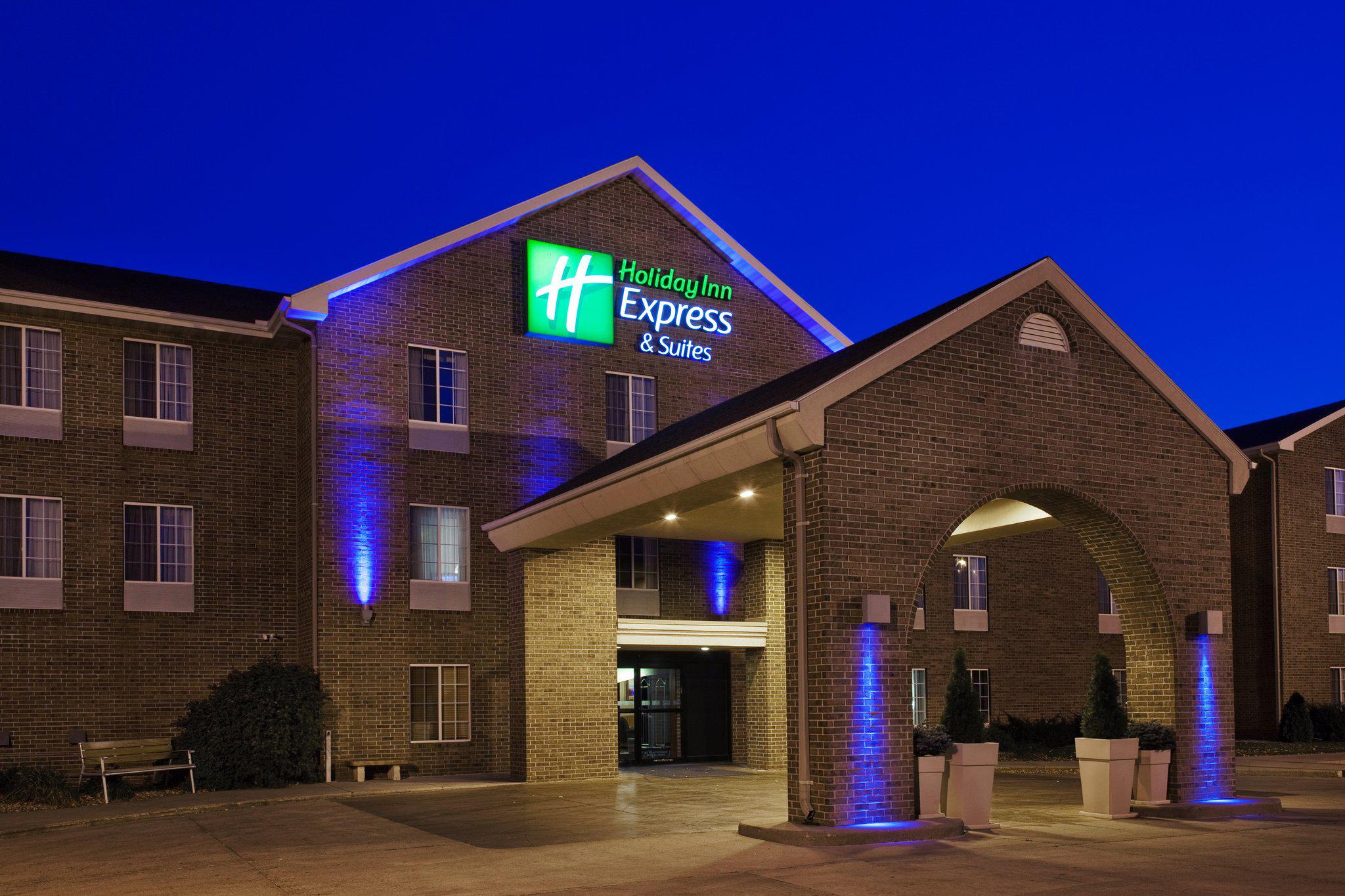 Holiday Inn Express & Suites Sioux Falls at Empire Mall Photo