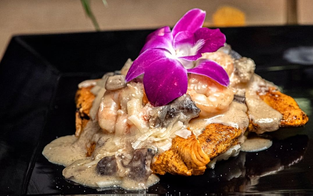 Pechuga a La Margarita Con Camarones