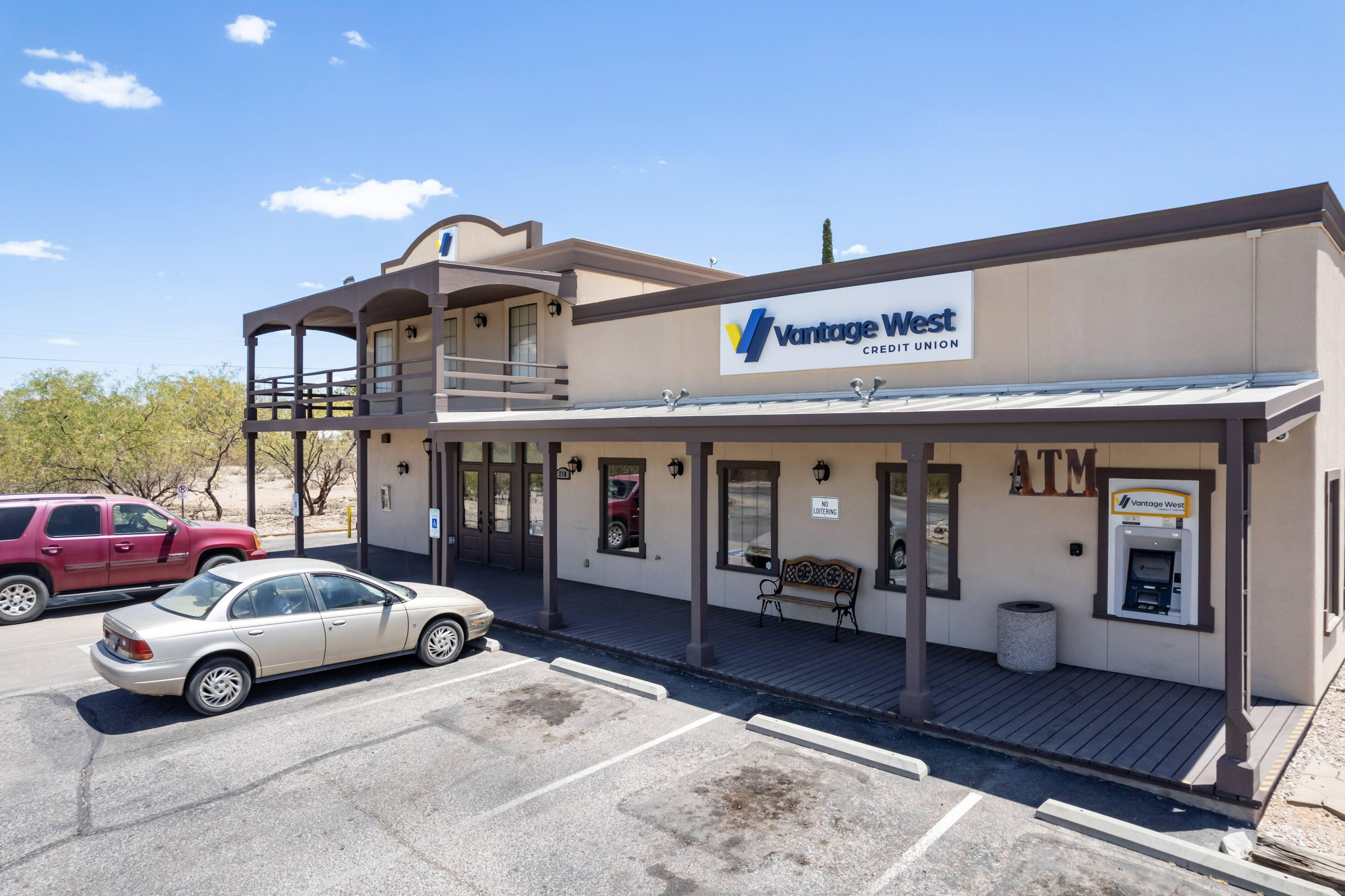 Vantage West Credit Union Image