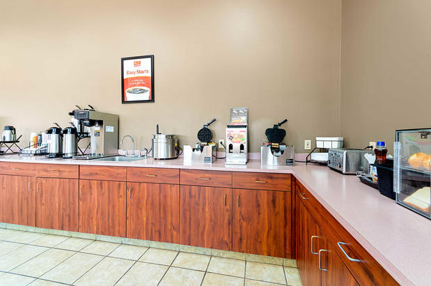 Images Econo Lodge