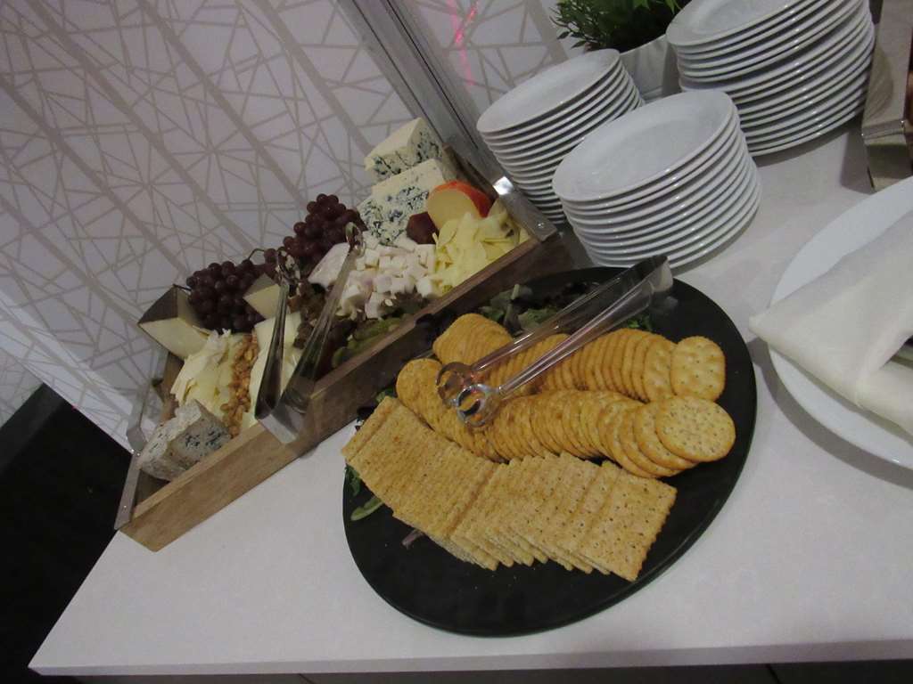 Hilton Garden Inn Springfield, NJ Image