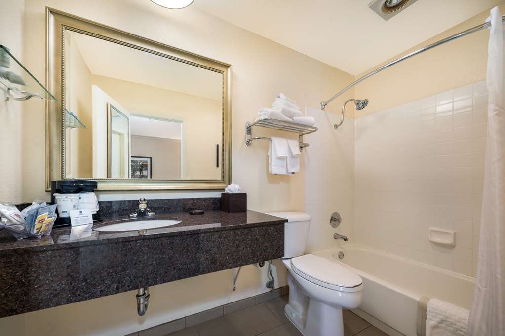 Best Western Danville Sycamore Inn Image