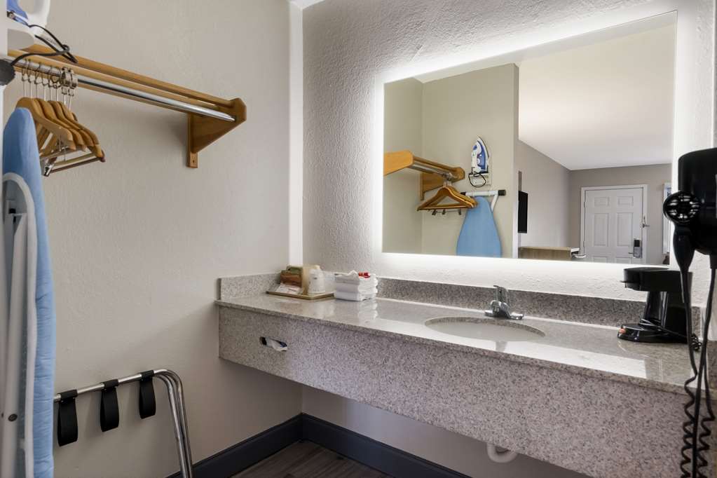 SureStay by Best Western Spring North Houston Image