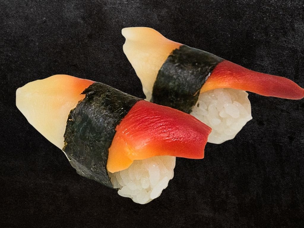 Hokkigai - Red Clam Nigiri*