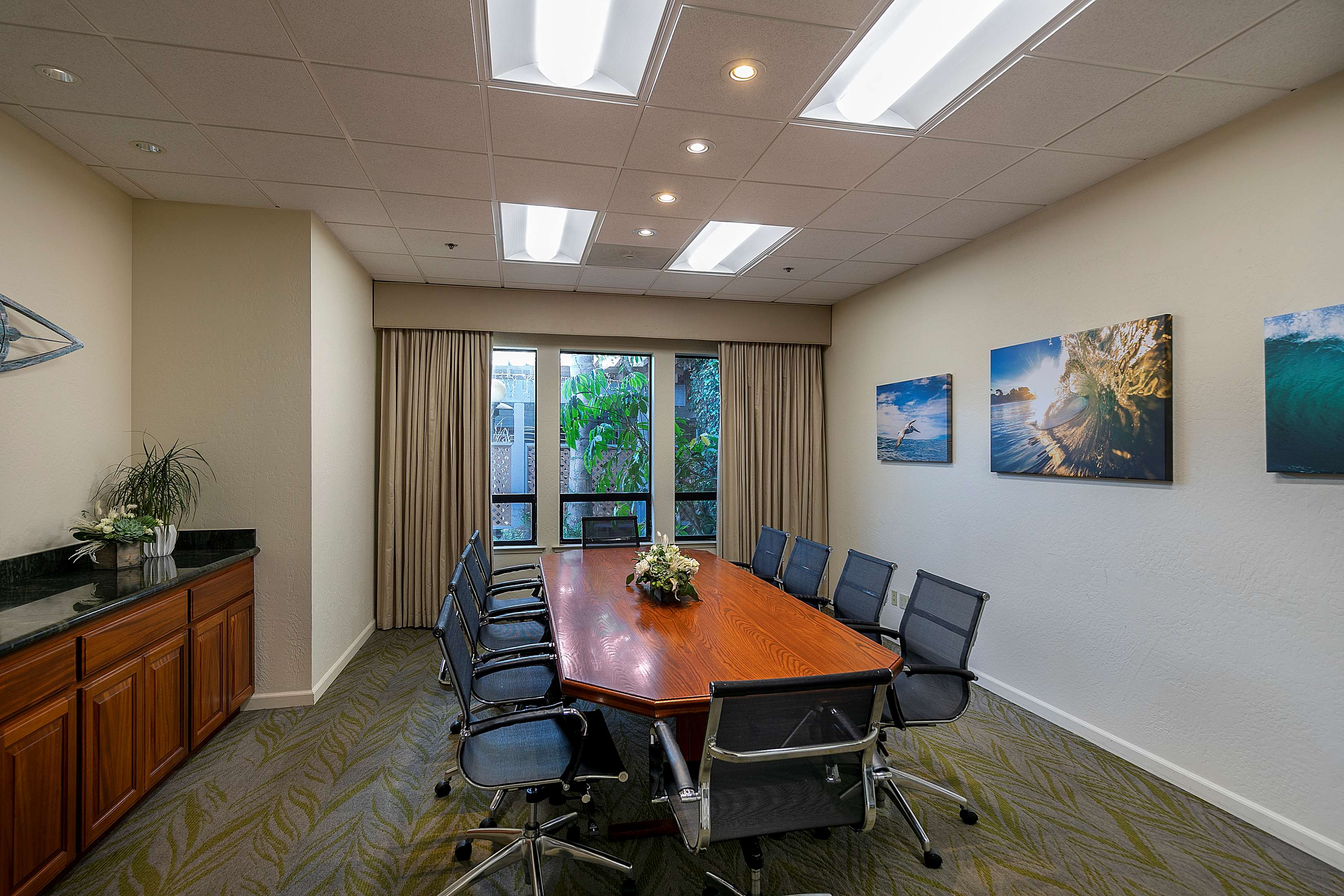 Best Western Seacliff Inn Photo