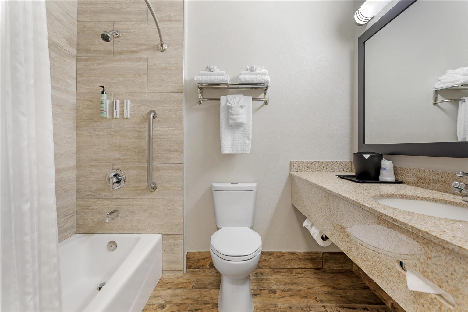 Best Western Kettleman City Inn & Suites Image