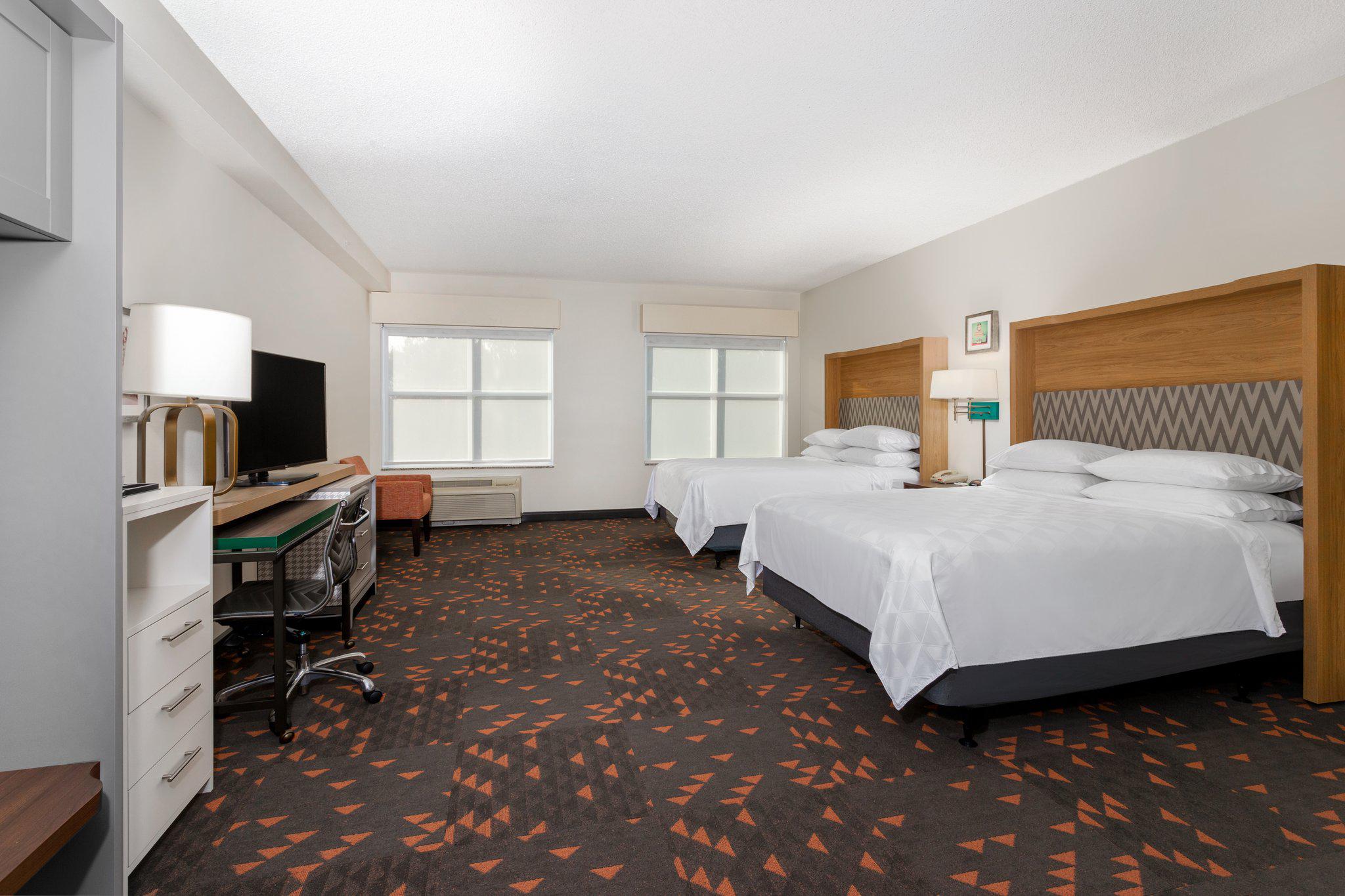 Holiday Inn Winter Haven Photo