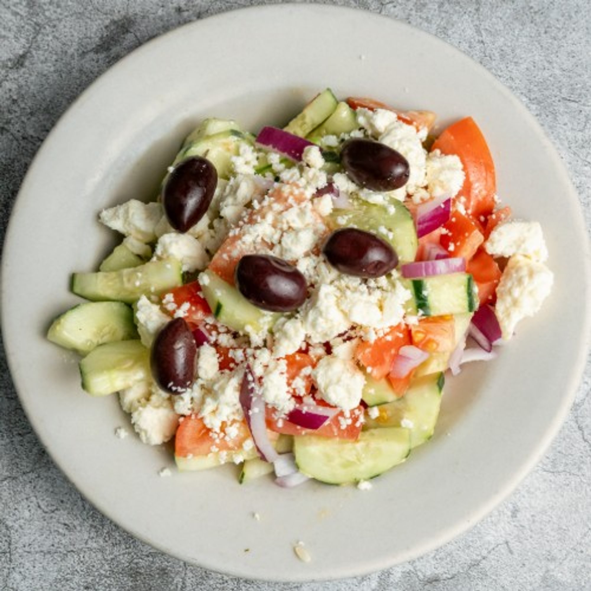 Traditional Greek Salad / Horiatiki