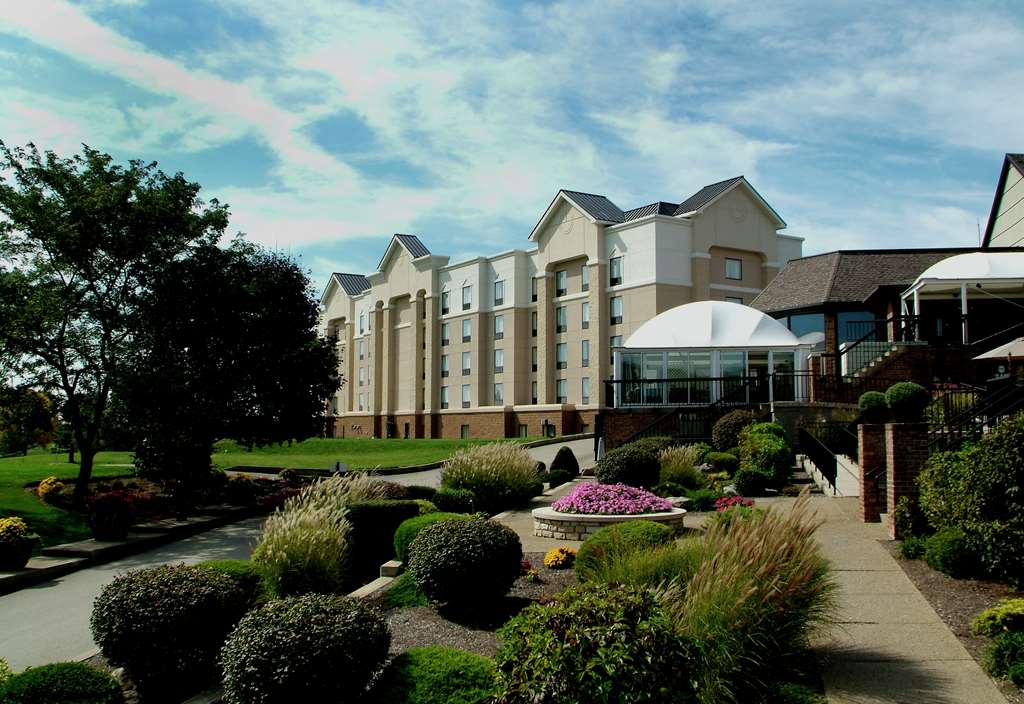 Hampton Inn & Suites Blairsville Image