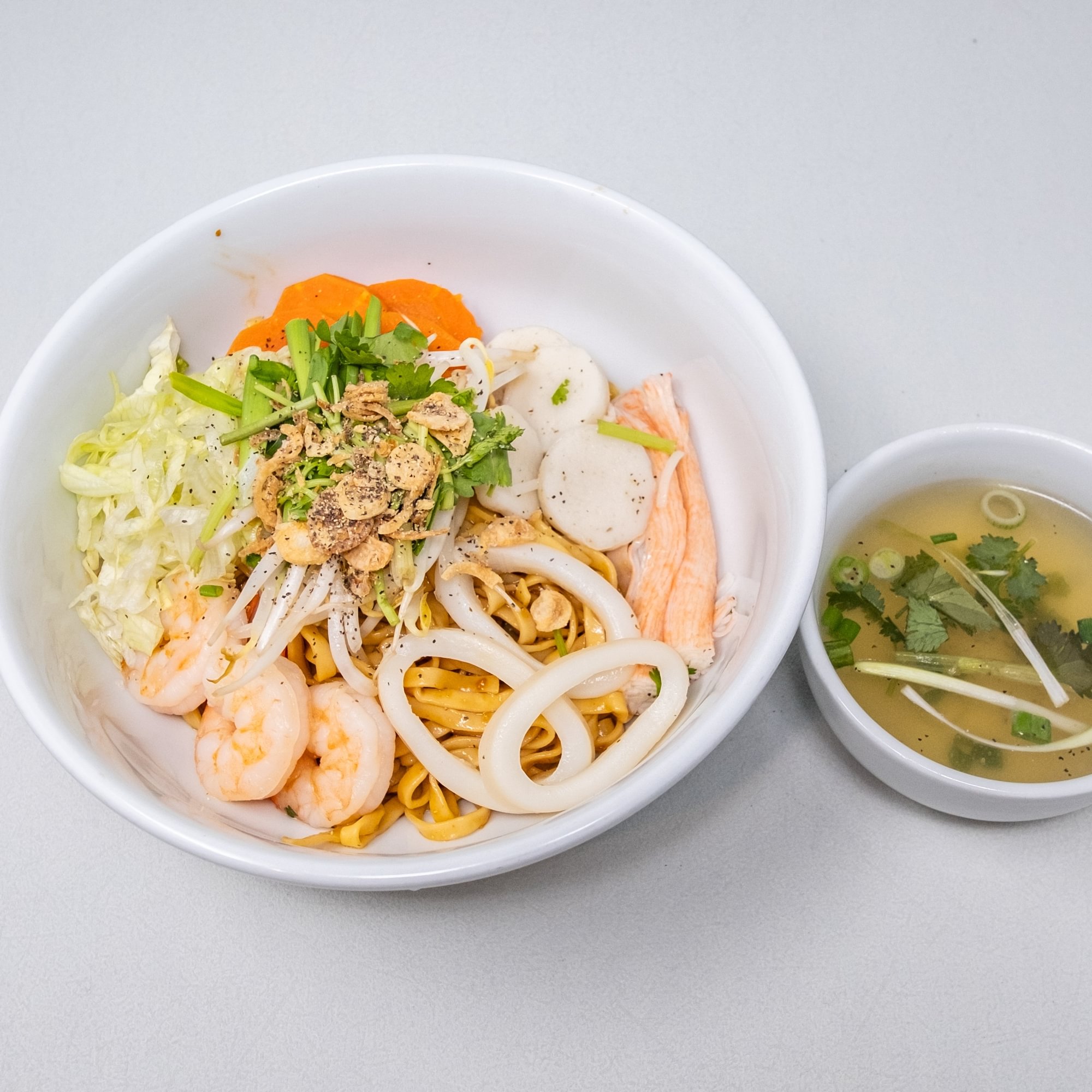 Dry Noodles / Mì Khô