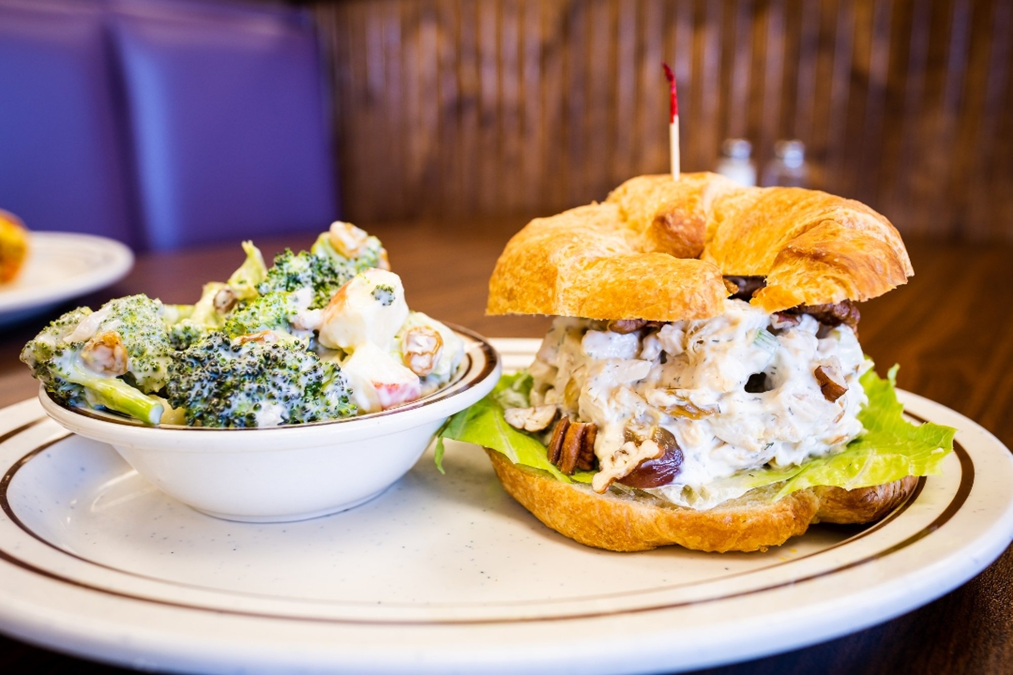Pecan Chicken Salad Sand