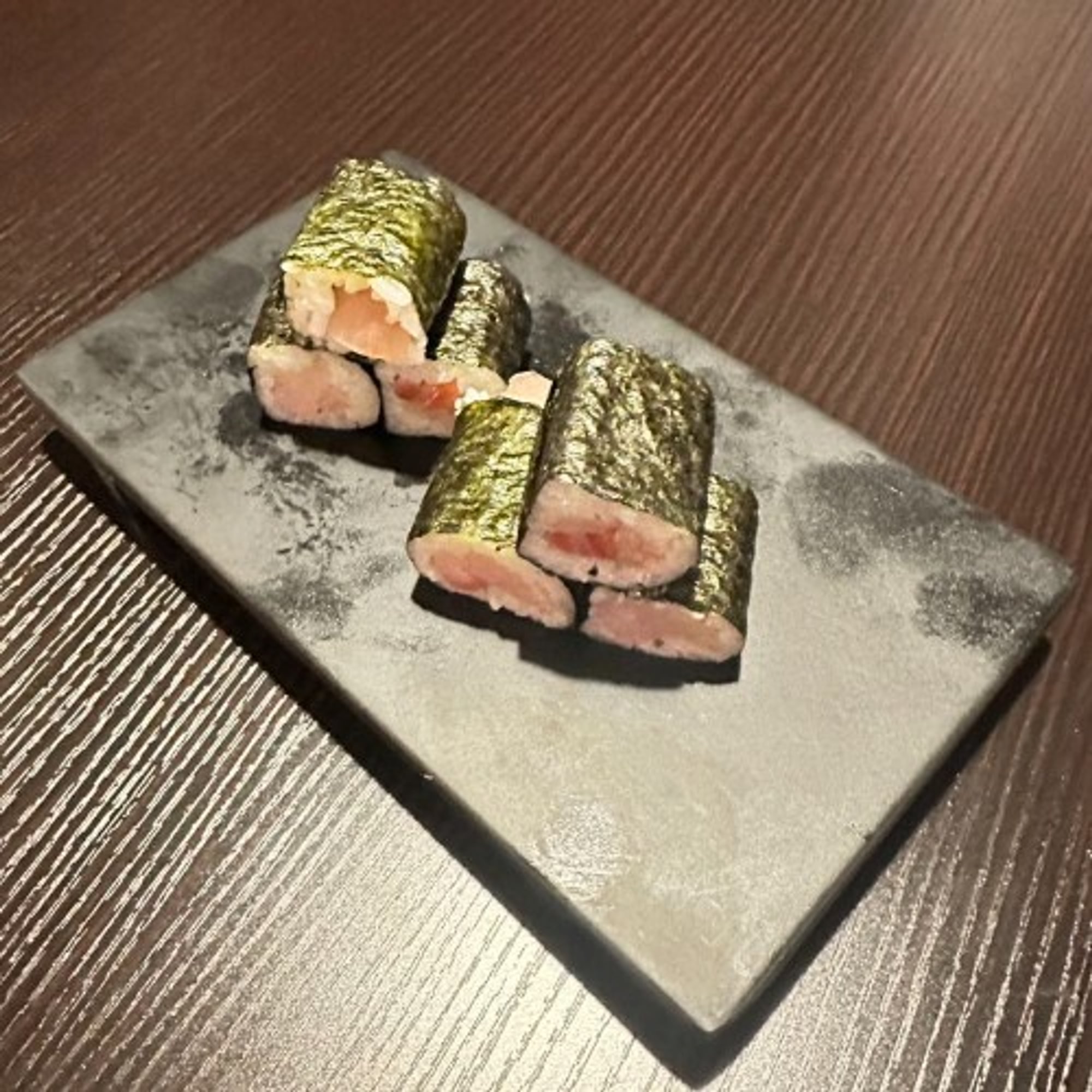 Yellowtail Roll🐟