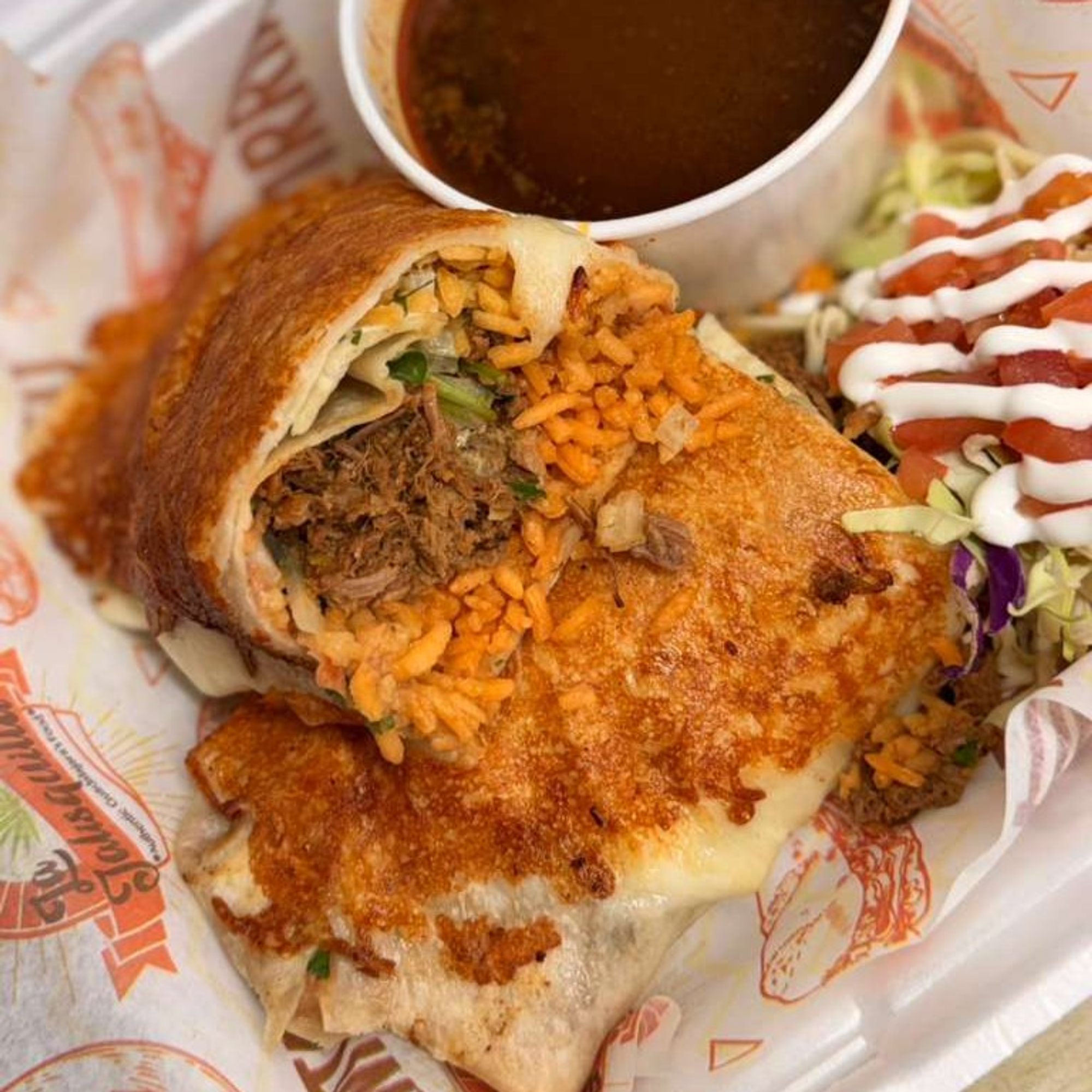 Birria burrito c/consome