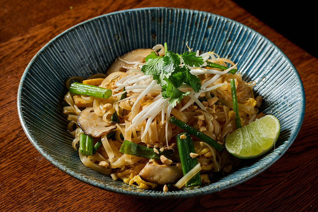 PAD THAI NOODLES†