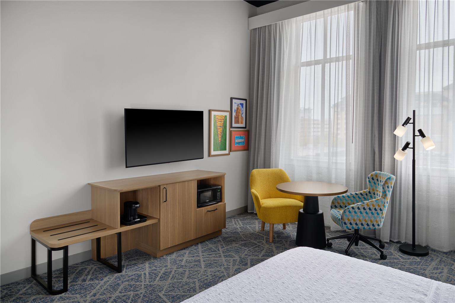 Hampton Inn by Hilton Lincoln Downtown Image