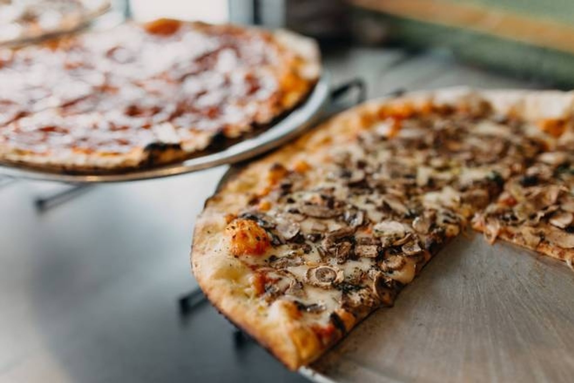 Fresh Mushroom Pizza