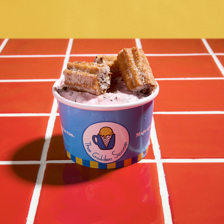 STRAWBERRY ICE CREAM & CHURRO BITES