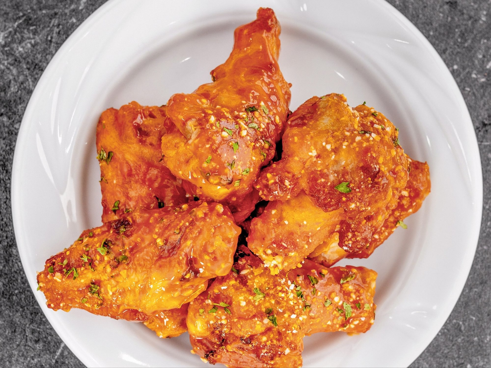 6 Chicken Wings T-Line Sauce