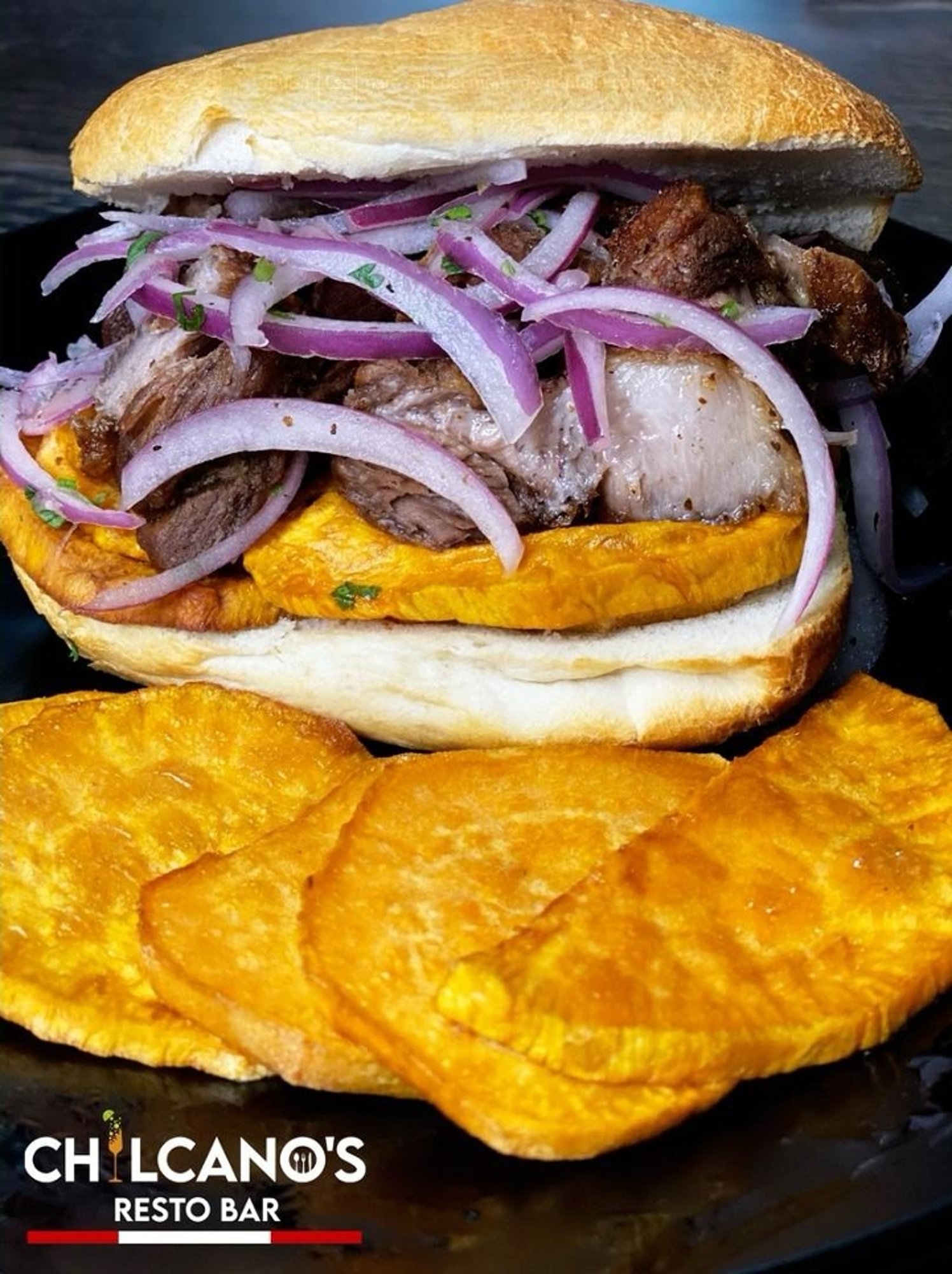 Pan con Chicharron