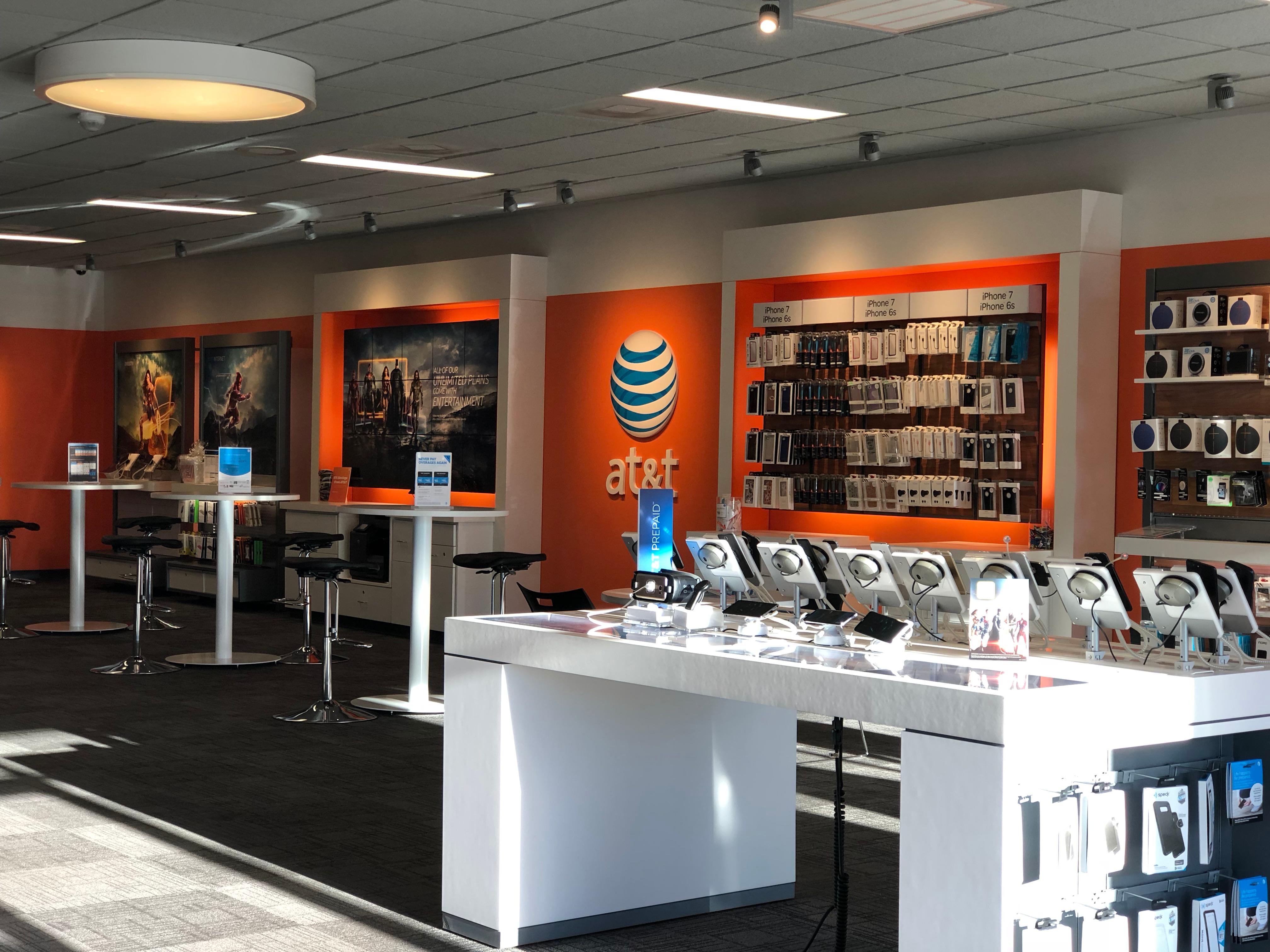 AT&T Store Photo