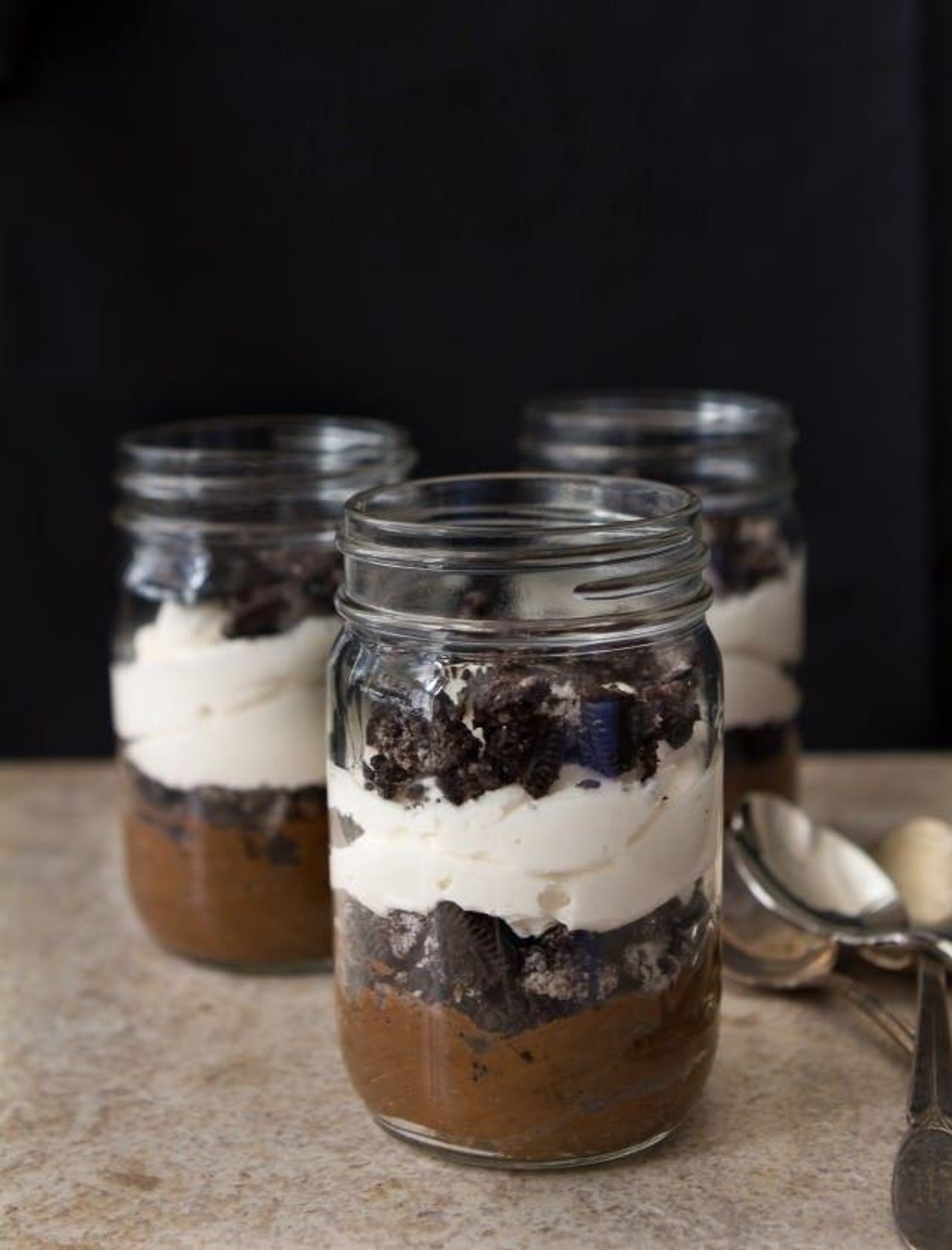 COOKIES & CREAM PARFAIT