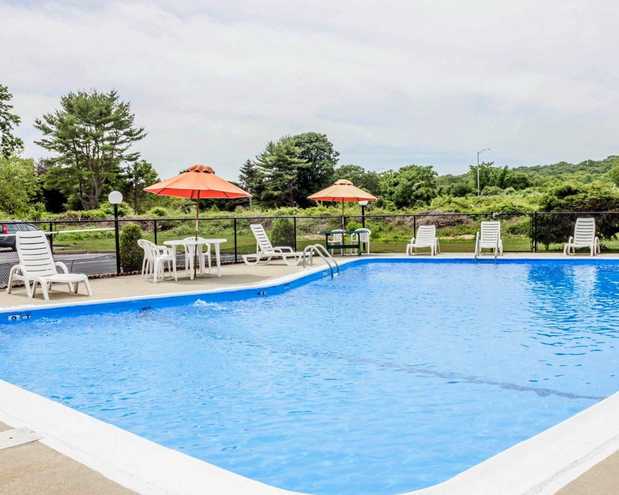 Images Rodeway Inn