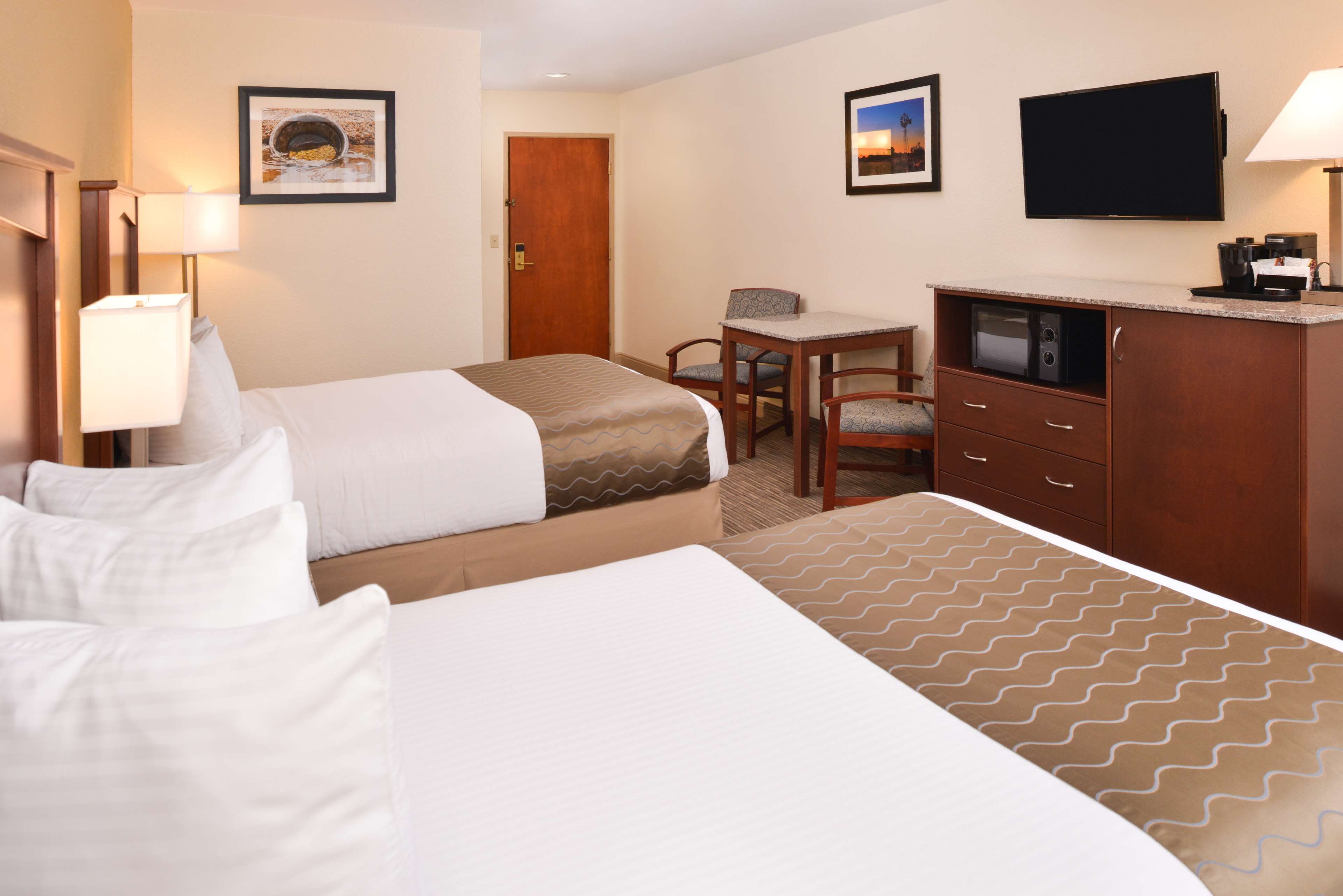 Best Western Executive Inn & Suites Photo